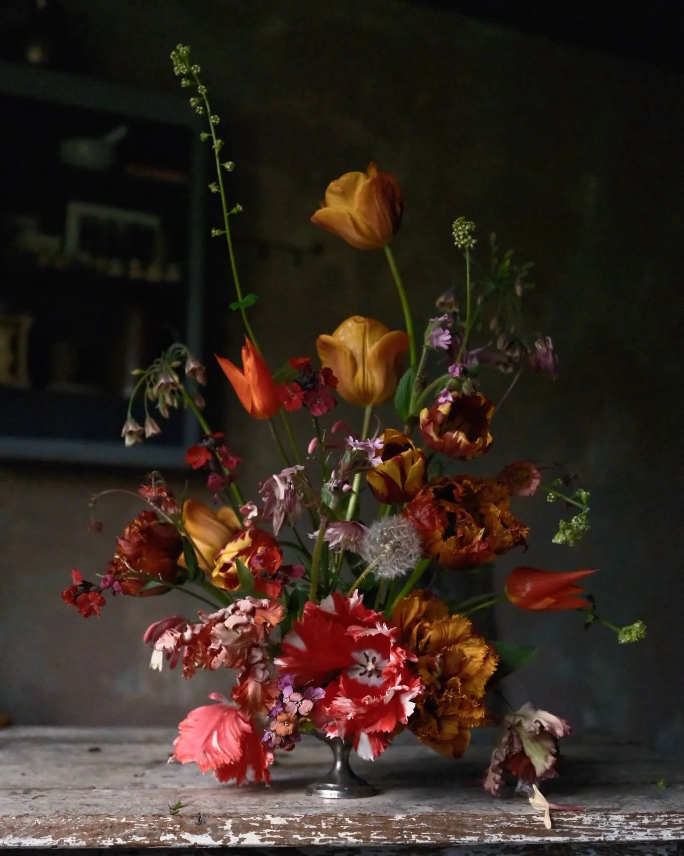 Tulip mania - I&rsquo;ve reigned in my tulip habit over recent years and now just invest in a few fancy ones to pick and get creative with. Whilst not &lsquo;fancy&rsquo; I also couldn&rsquo;t resist the stunning Cairo - I&rsquo;ve grown and loved he