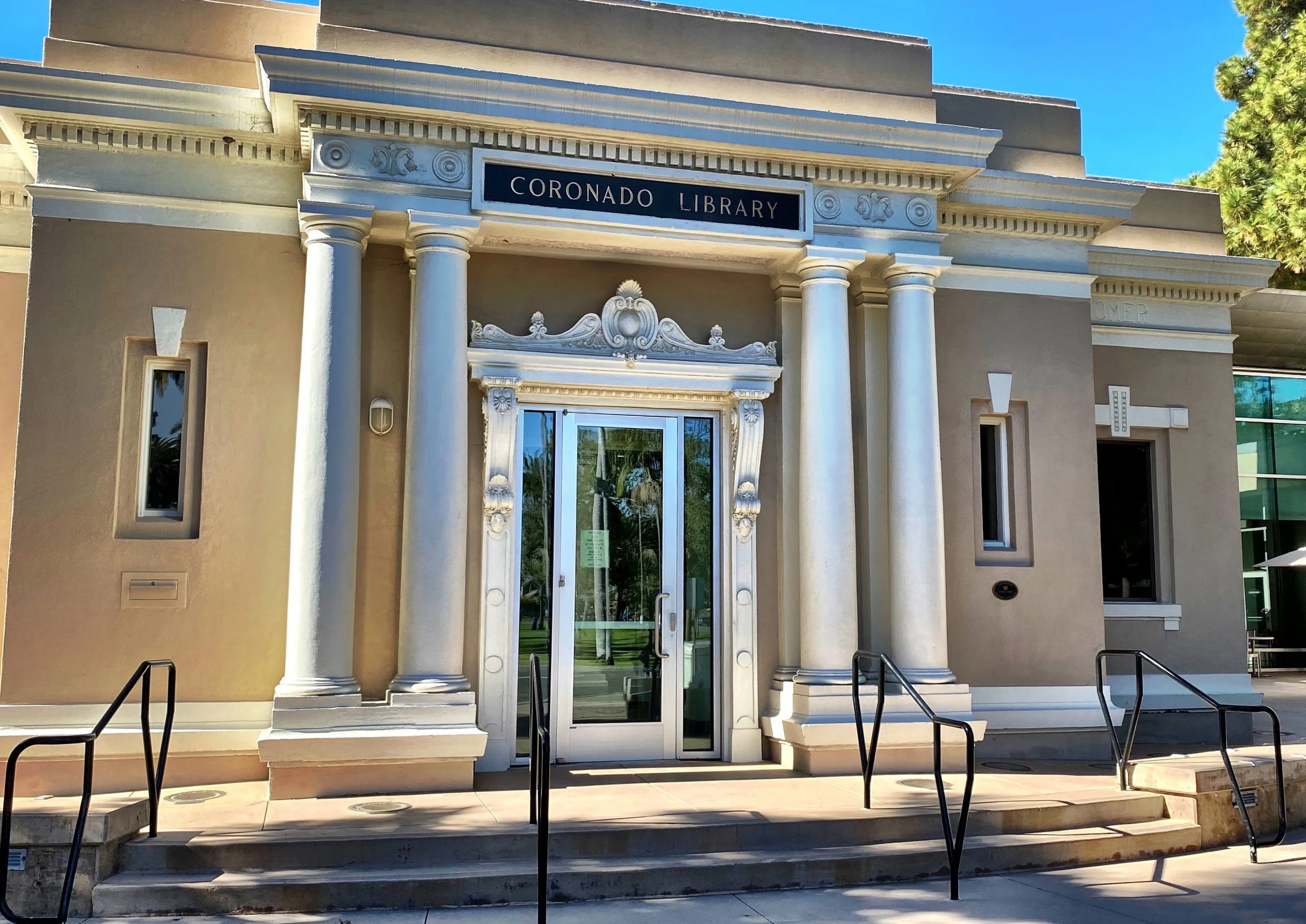 San Diego Writers Festival featuring Columbia Alumna