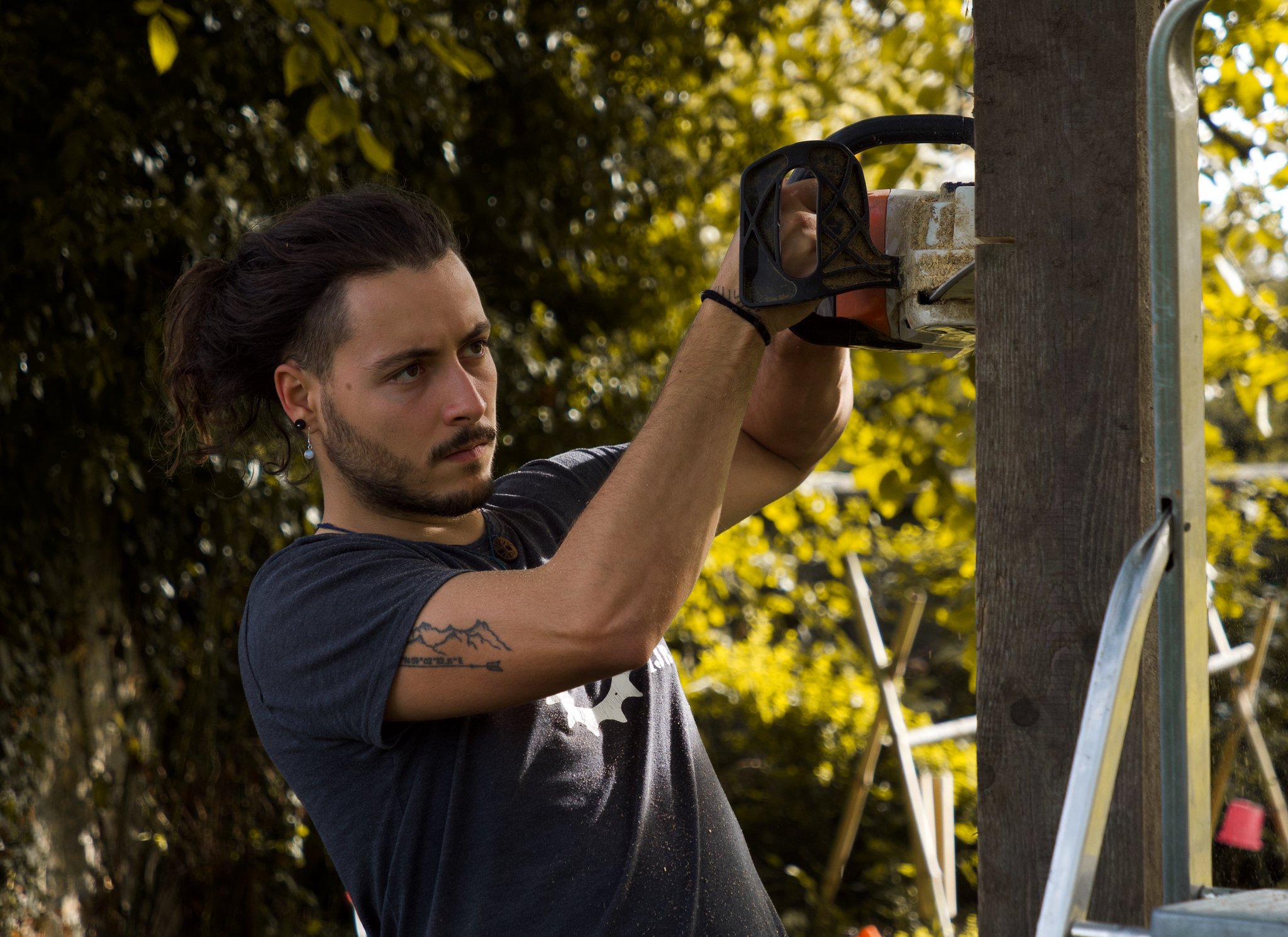Chantier participatif - cabane dans les arbres 2022