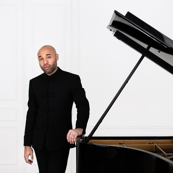 Jazz Pianist Aaron Diehl is in Philadelphia on Valentine&rsquo;s Day! Join @pcmsconcerts AND @thebrothersnetwork for a night of Black Jazz and Black Love. #blackbeyondboundaries #blacklove #jazz #blackhistorymonth #philly