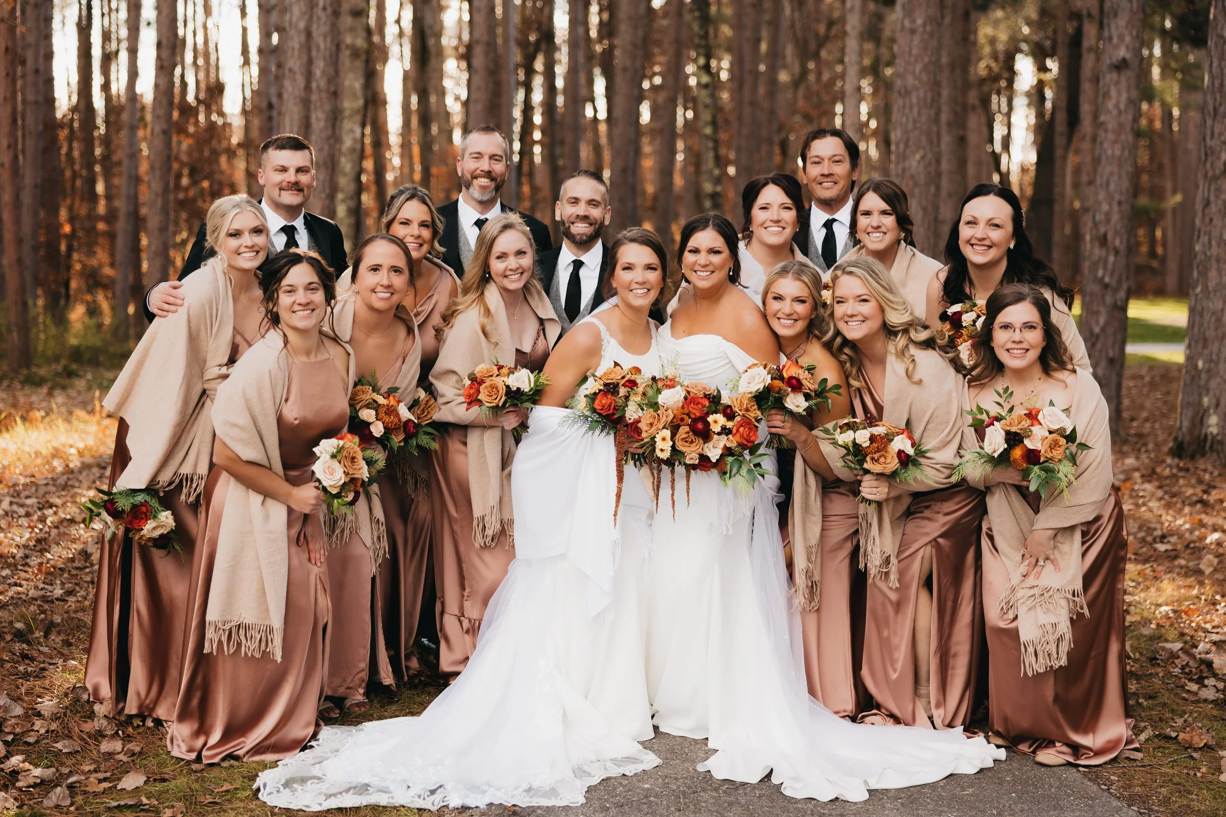 wedding-party-fall-bouquets-shawls-nisswa-mn.jpg.jpg