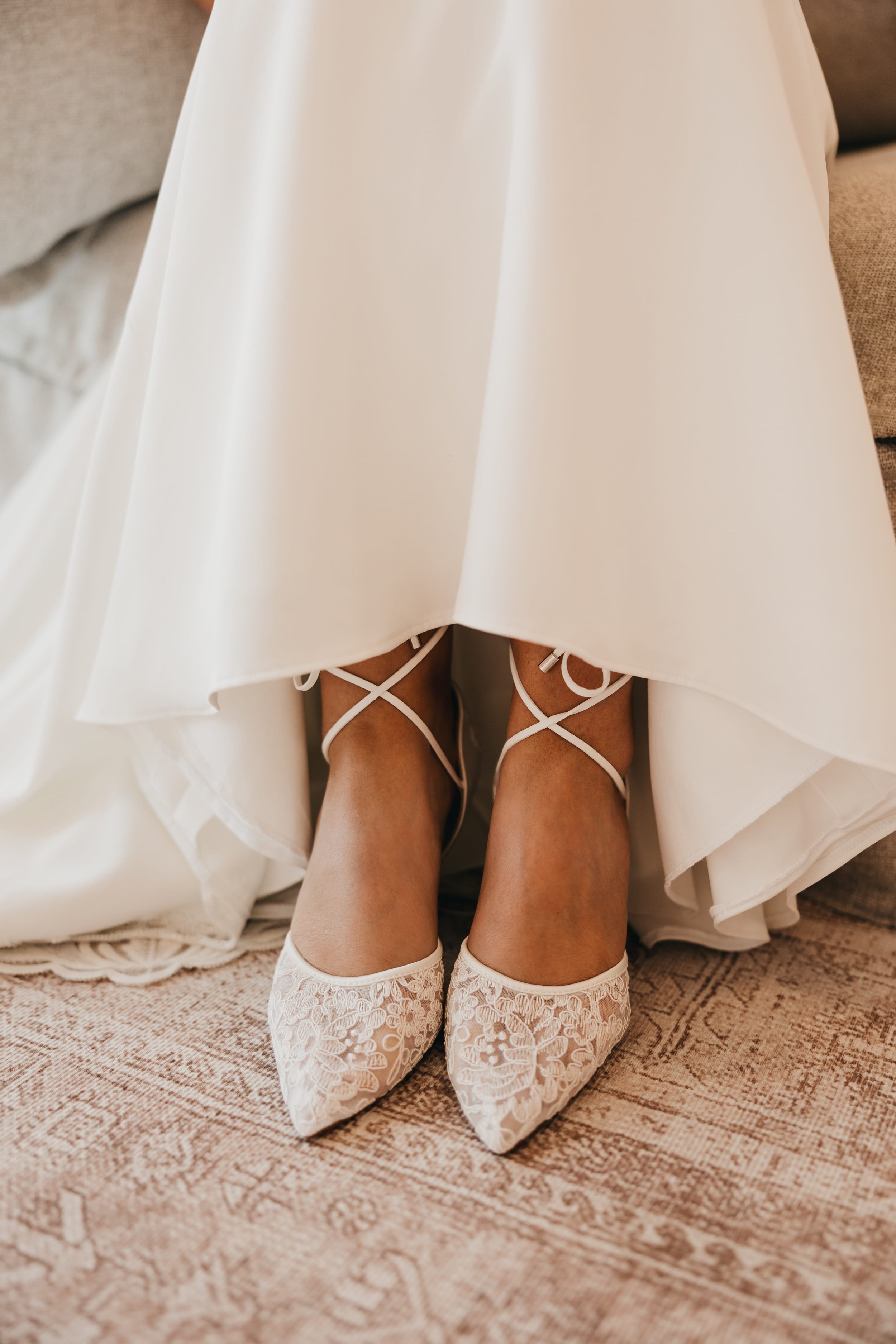 lace-pointed-bridal-shoes-bride-dress-detail-nisswa-mn.jpg.jpg