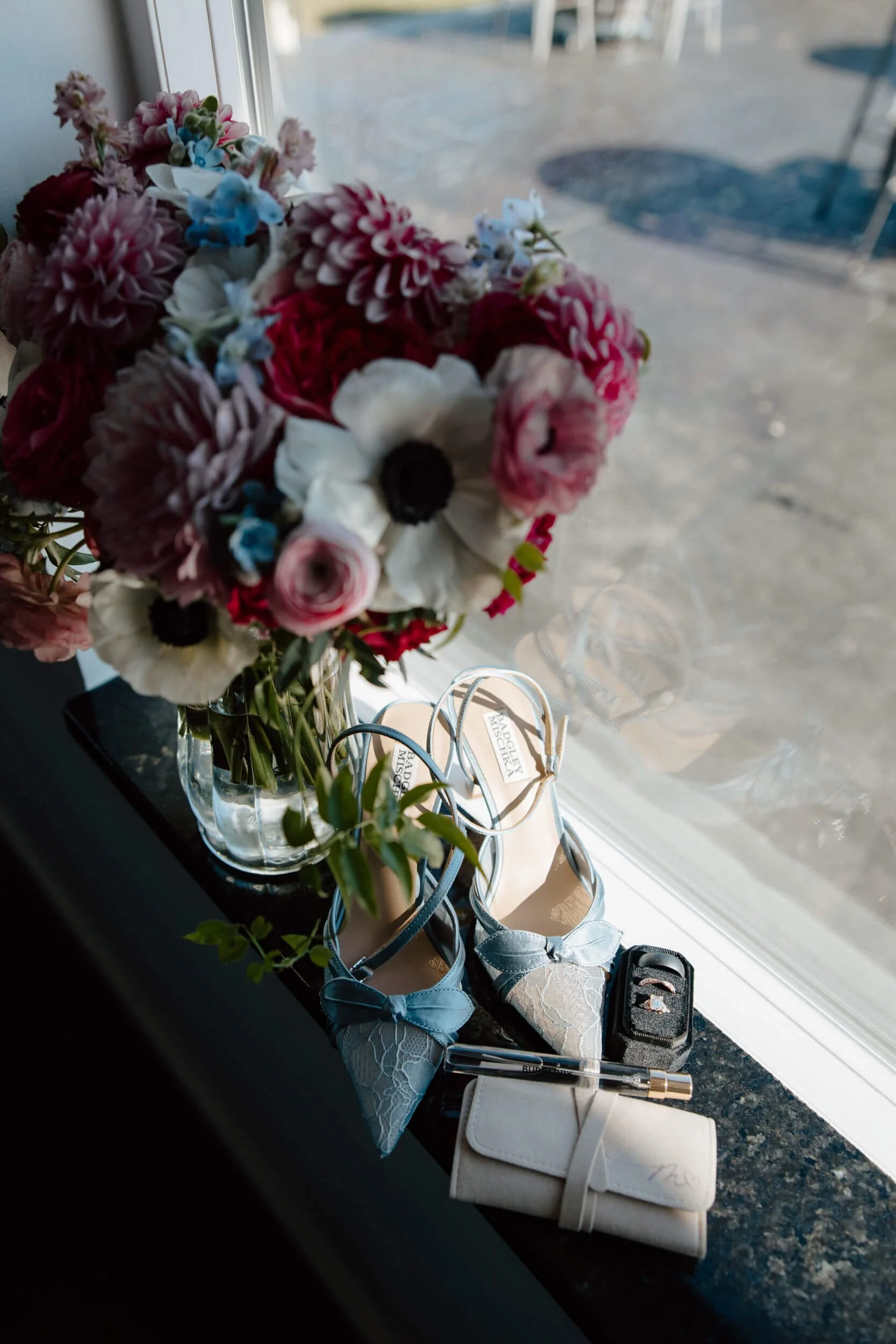 bridal-bouquet-window-detail-ivy-black-duluth-mn.jpg
