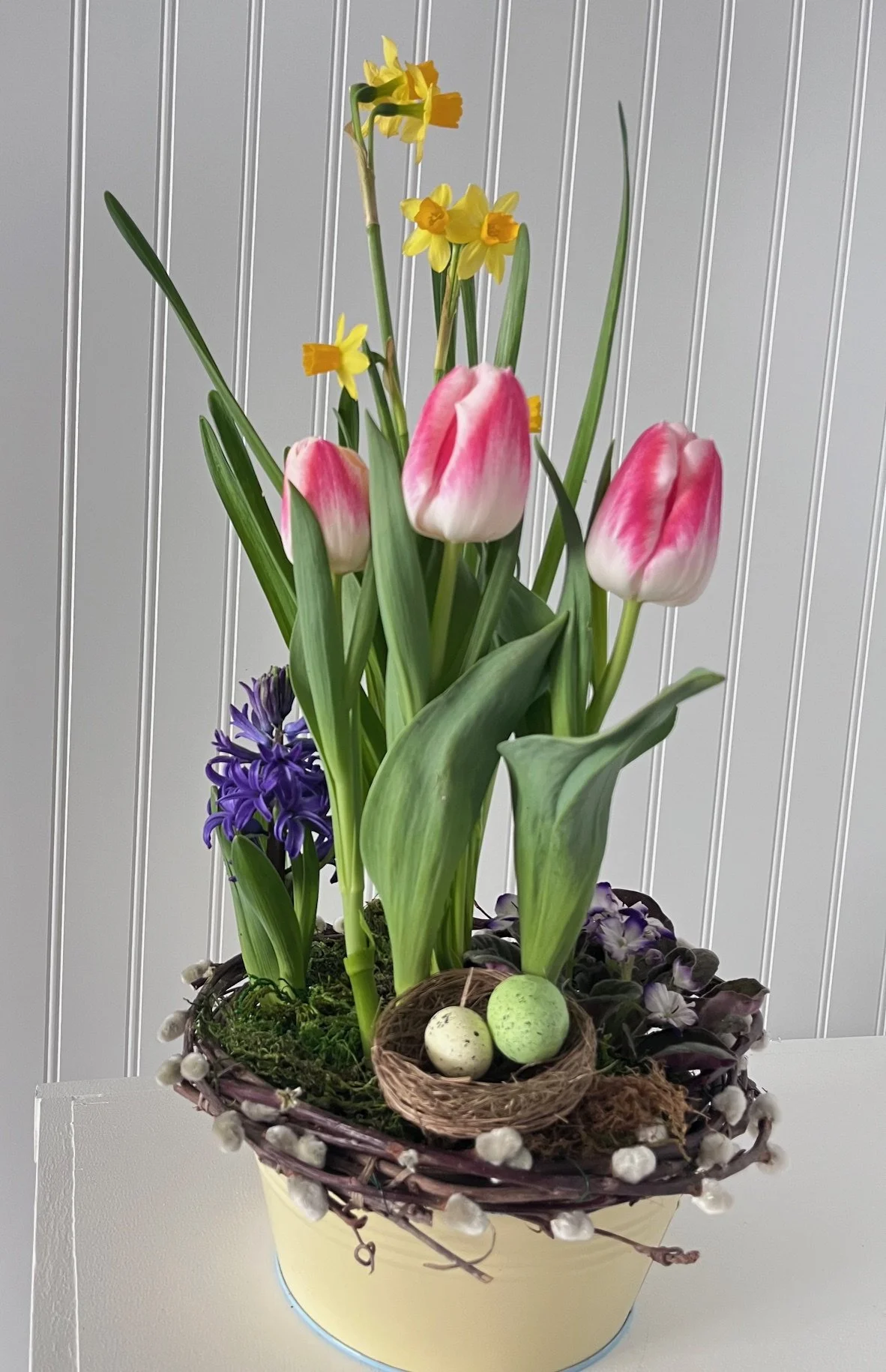 finished-spring-bulb-planter-arrangement.jpg.jpeg