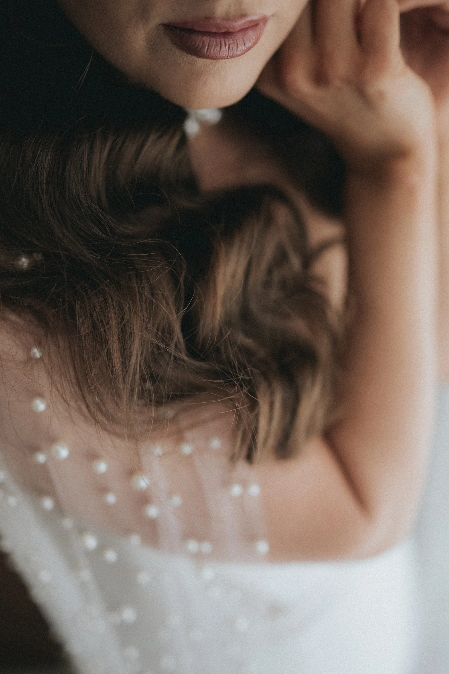 Bride getting ready at the Elysium Hotel