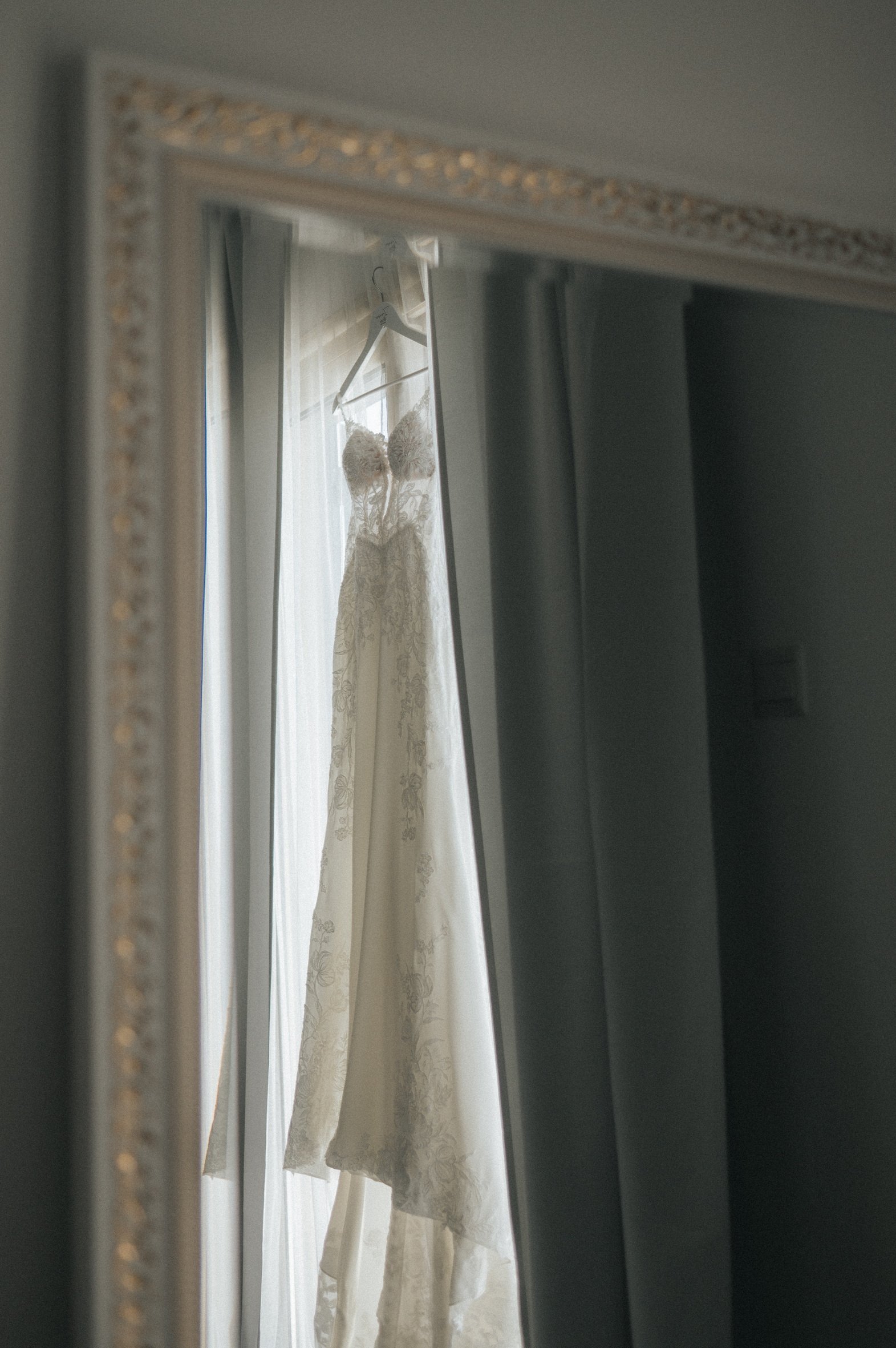 Blush & Bloom Bridal Suite