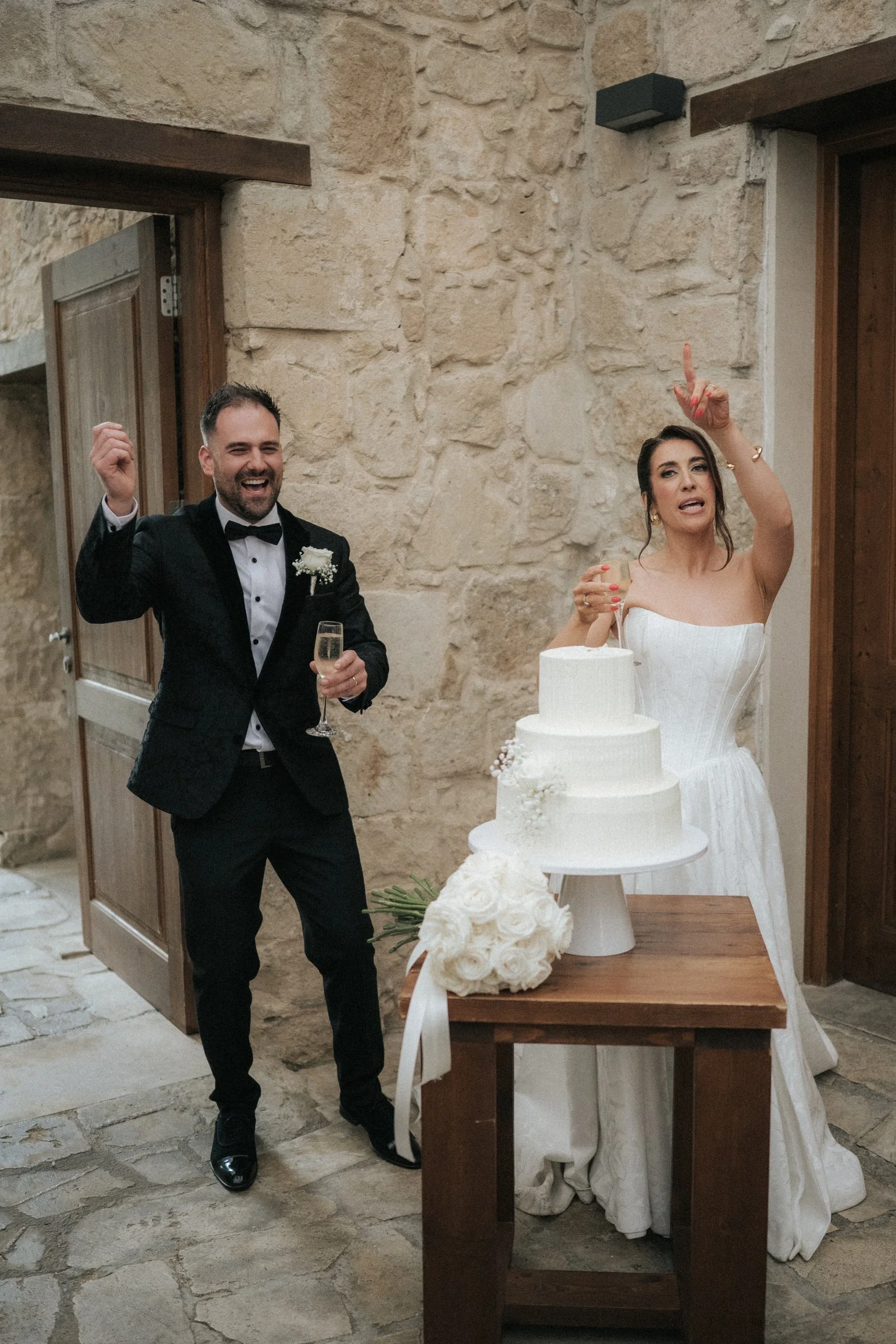 liopetro weddings Lauren and Andros (652).jpg