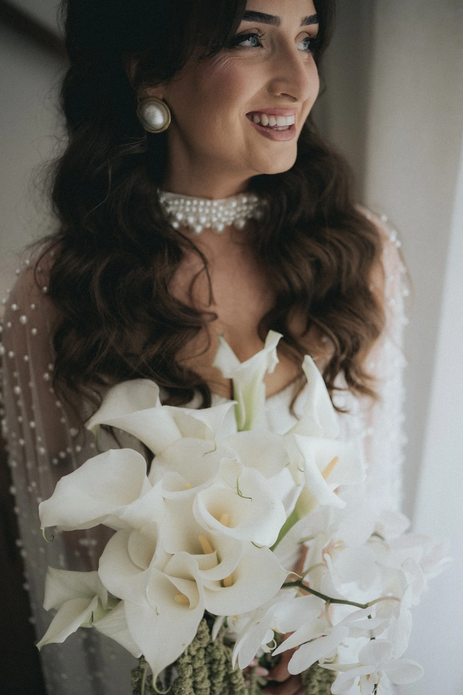 Bride getting ready at the Elysium Hotel