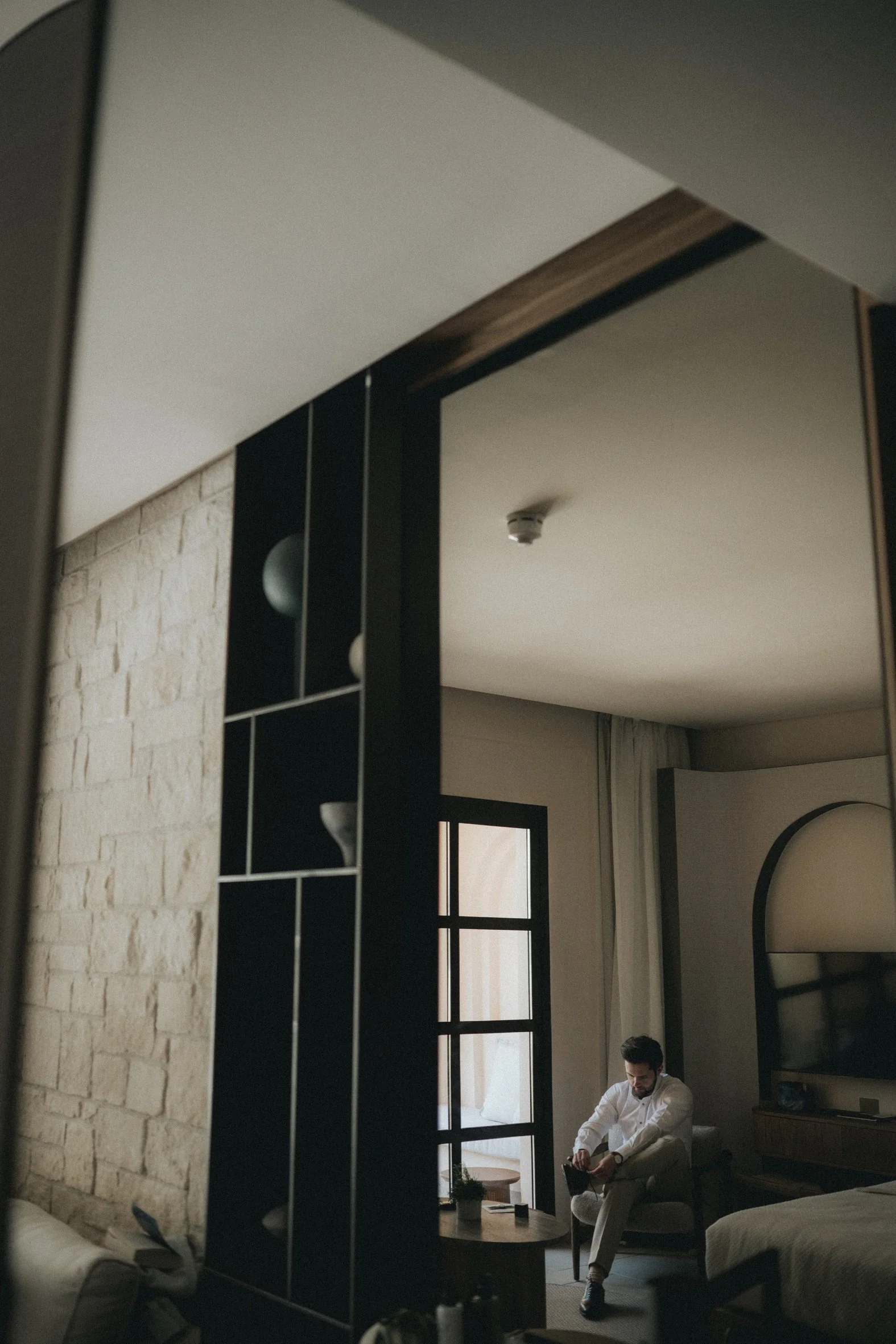Groom getting ready at the Elysium Hotel