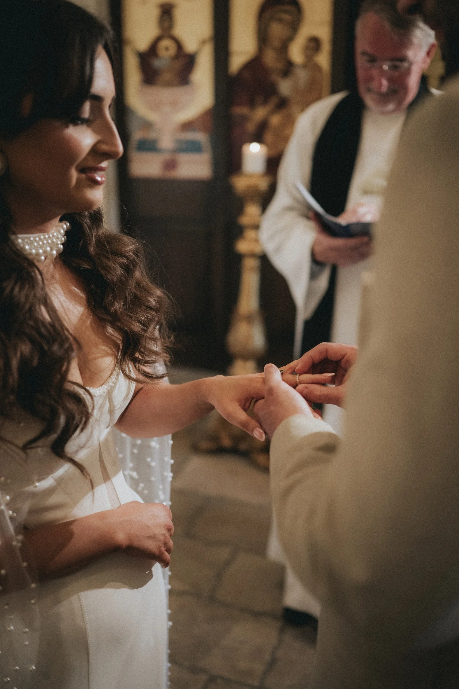 Bride getting ready at the Elysium Hotel
