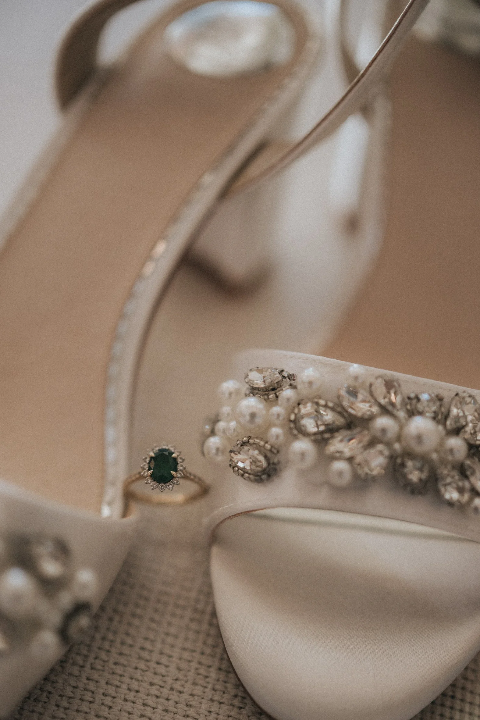 Bride getting ready at the Elysium Hotel