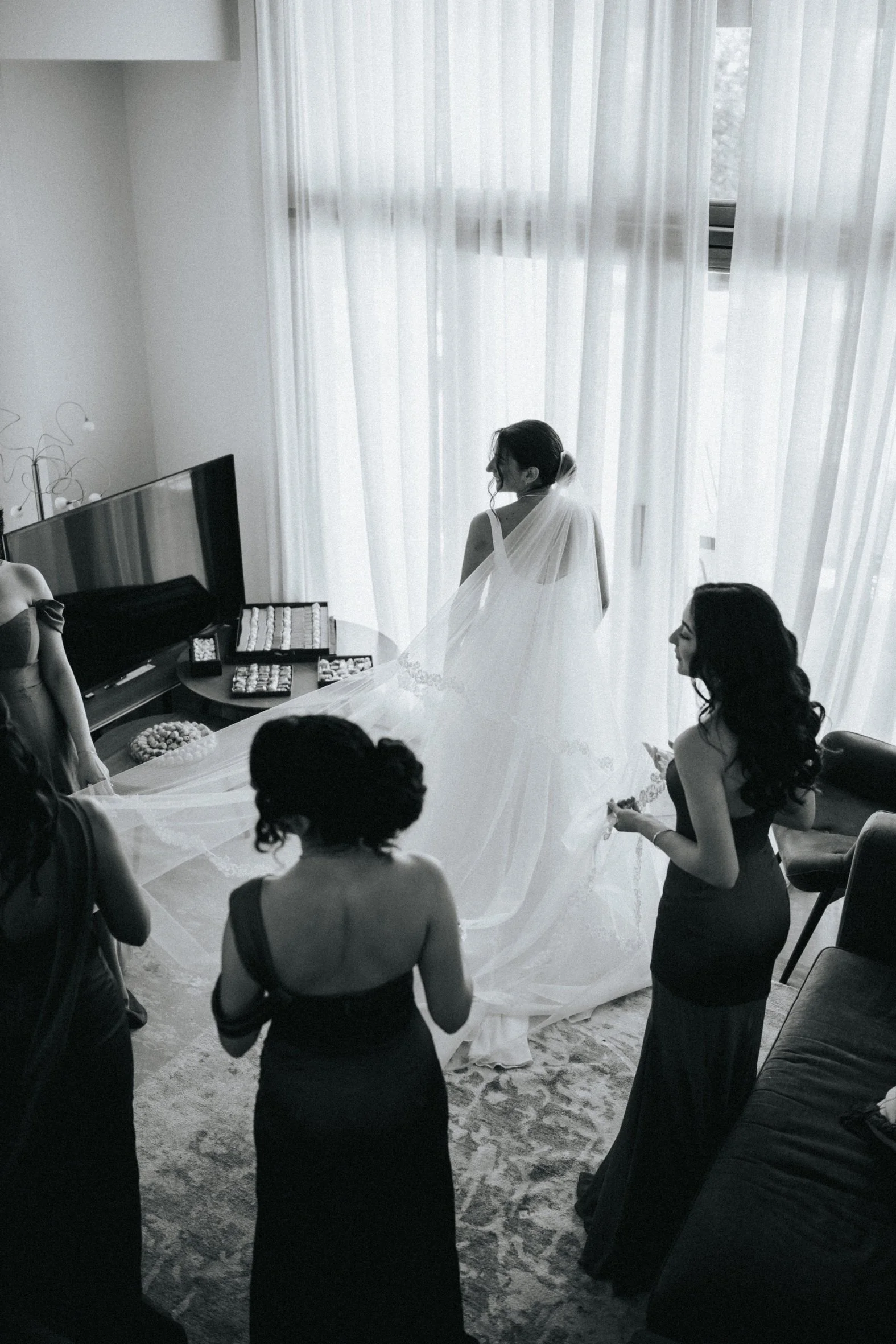 luxury weddings at the columbia resort in pissouri