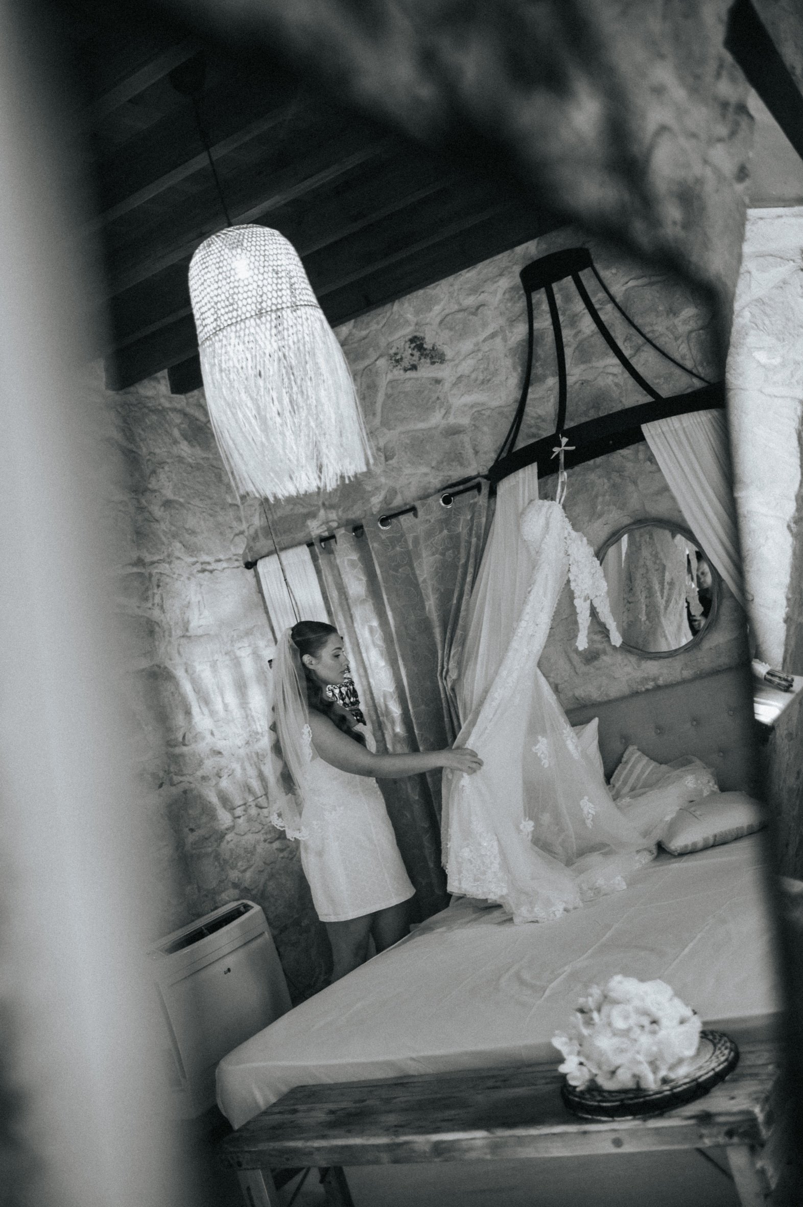 bridal prep Liopetro weddings