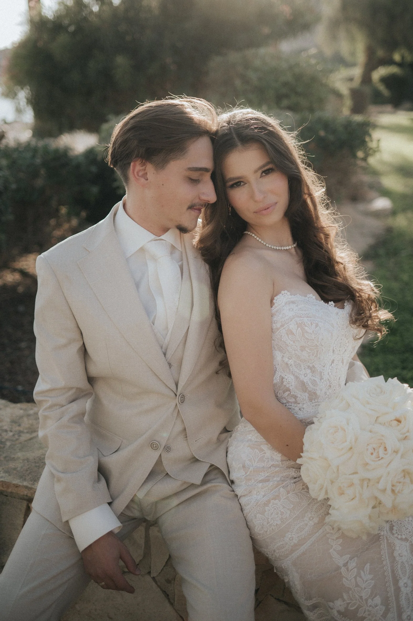 golden hour with bride and groom at columbia beach resort