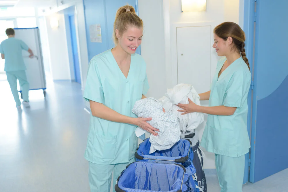 How to Ensure Clean Laundry for Your Medical Facility