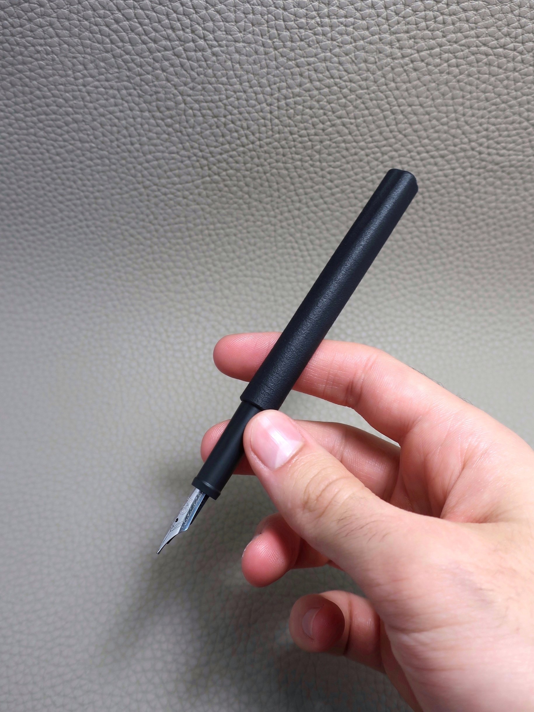 pen 2.jpg