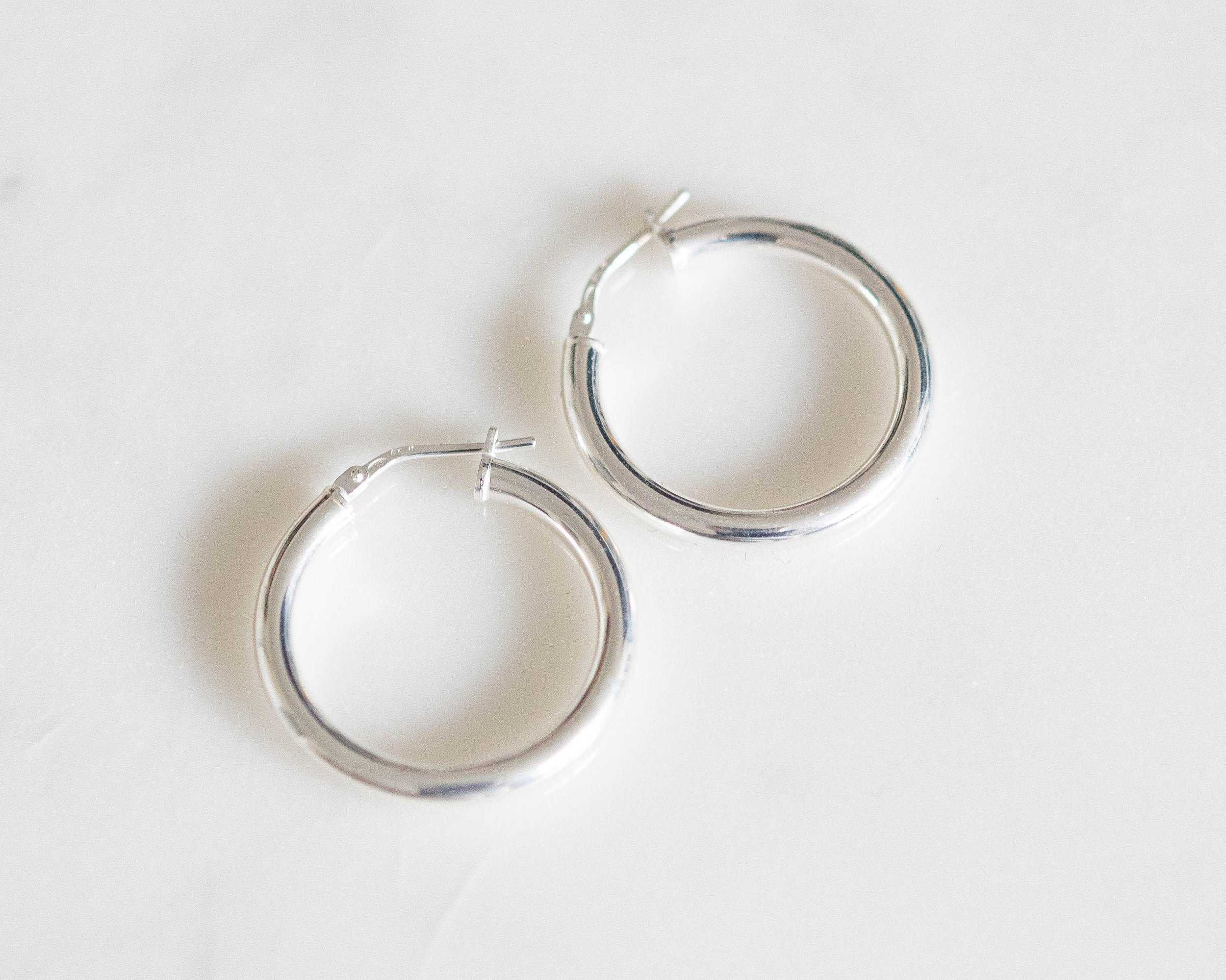 https://i.etsystatic.com/21712418/r/il/6982c0/2362289169/il_fullxfull.2362289169_jwem.jpg