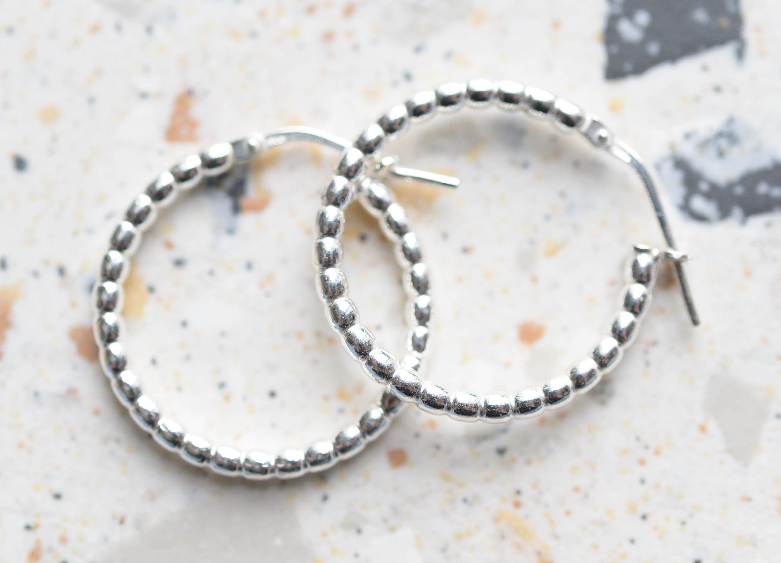 https://i.etsystatic.com/21712418/r/il/17f8a1/2383010552/il_fullxfull.2383010552_i5ht.jpg