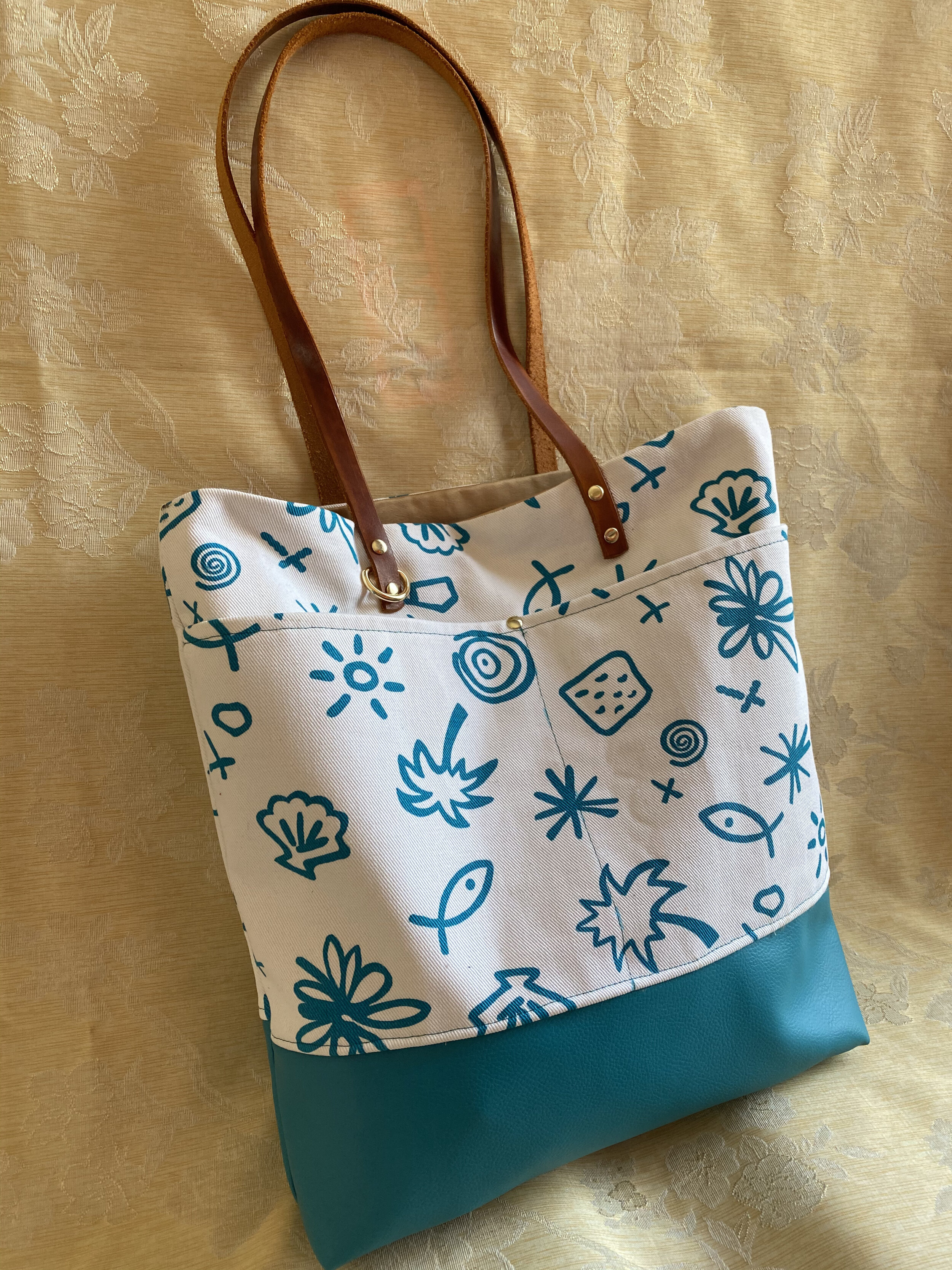 Omni Summer Tote.jpeg