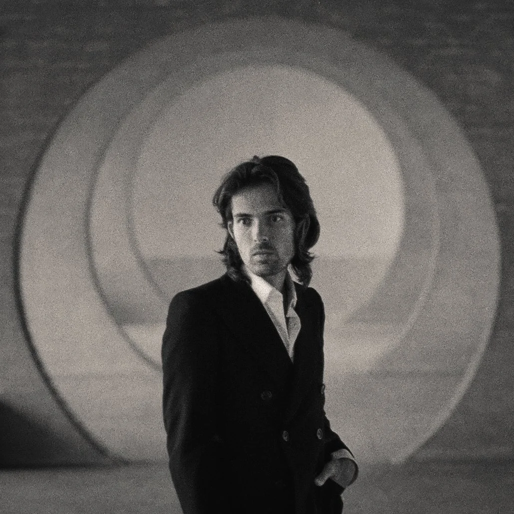 The Return Of Cosmic Crooner