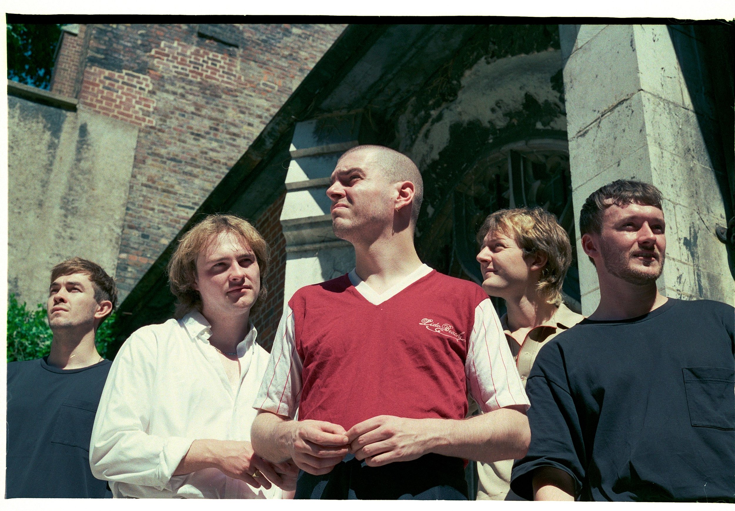 The Queen's Head Announce Debut EP + Share New Single 'Committed'