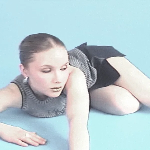 Becky and the Birds Unveils New Single 'When She Holds Me'