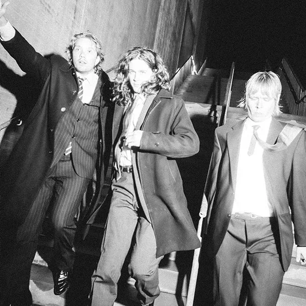 Start Listening To: Farveblind