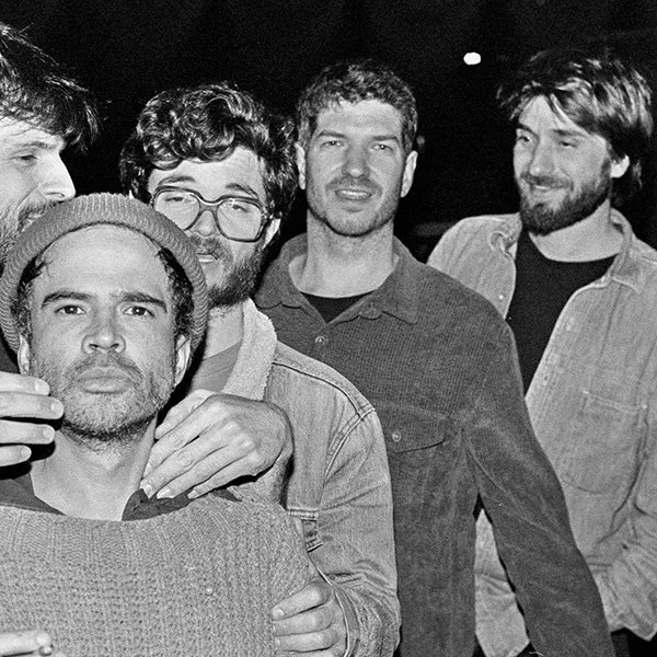 Start Listening To: Dééfait