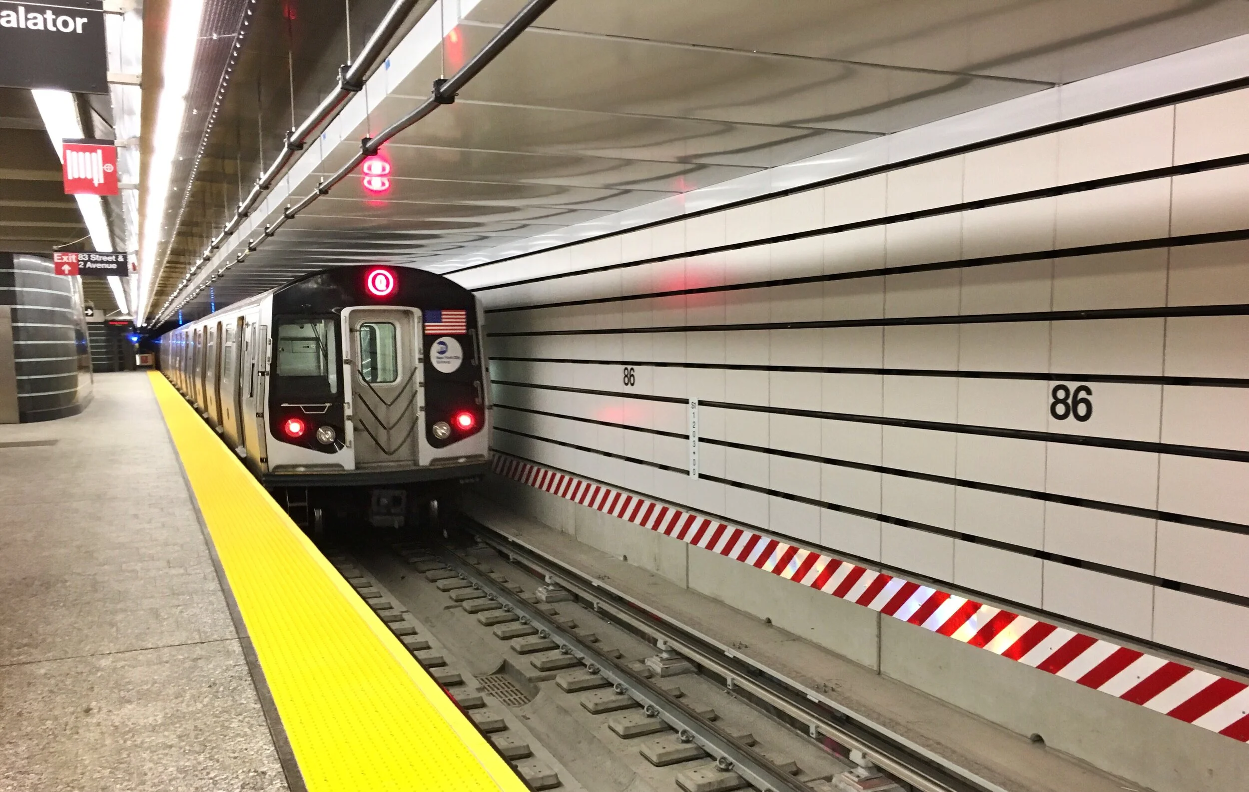 NYC_2nd_Avenue_Subway_Q_at_86th_St_Station.jpg