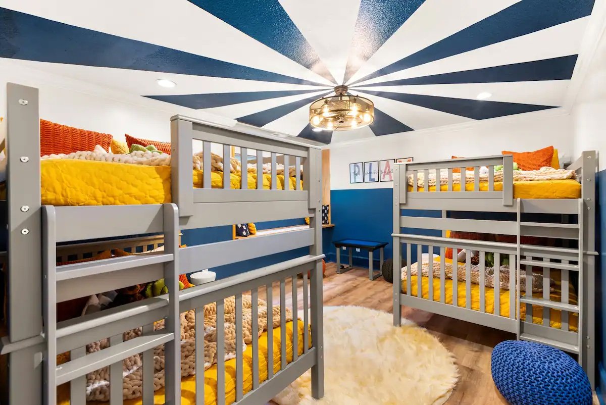 Bunk Room (4 Capacity) .jpeg