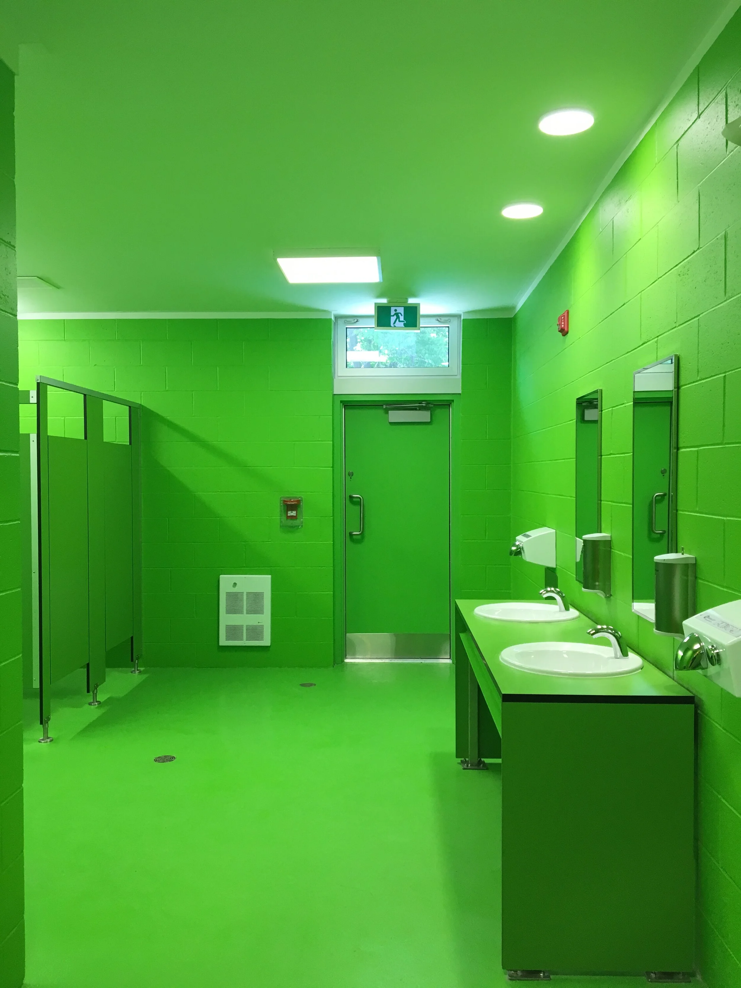 Complexe aquatique extérieur d'Otterburn Park — Poirier Fontaine