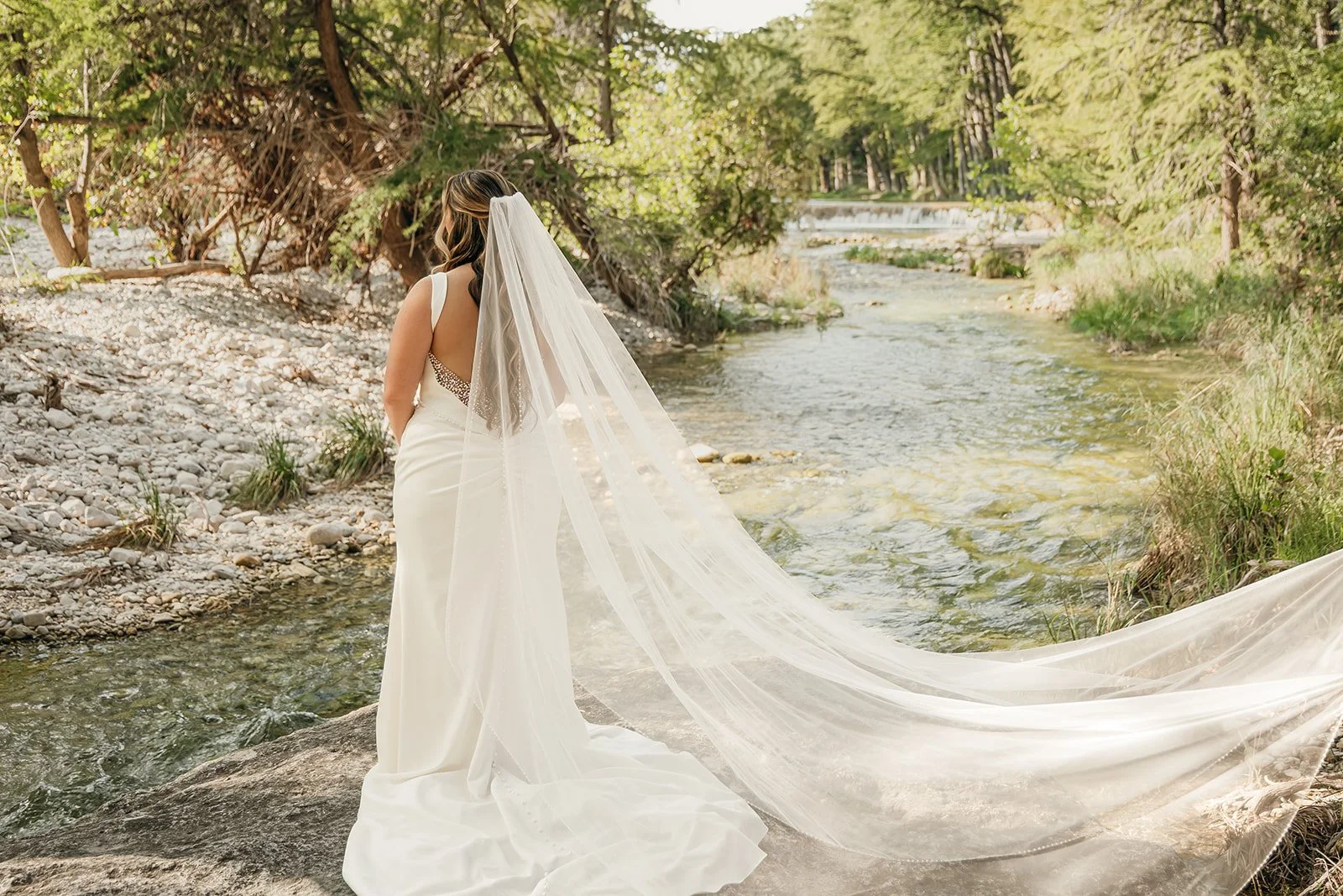 Carlie Doyle_Bridal-104.jpg