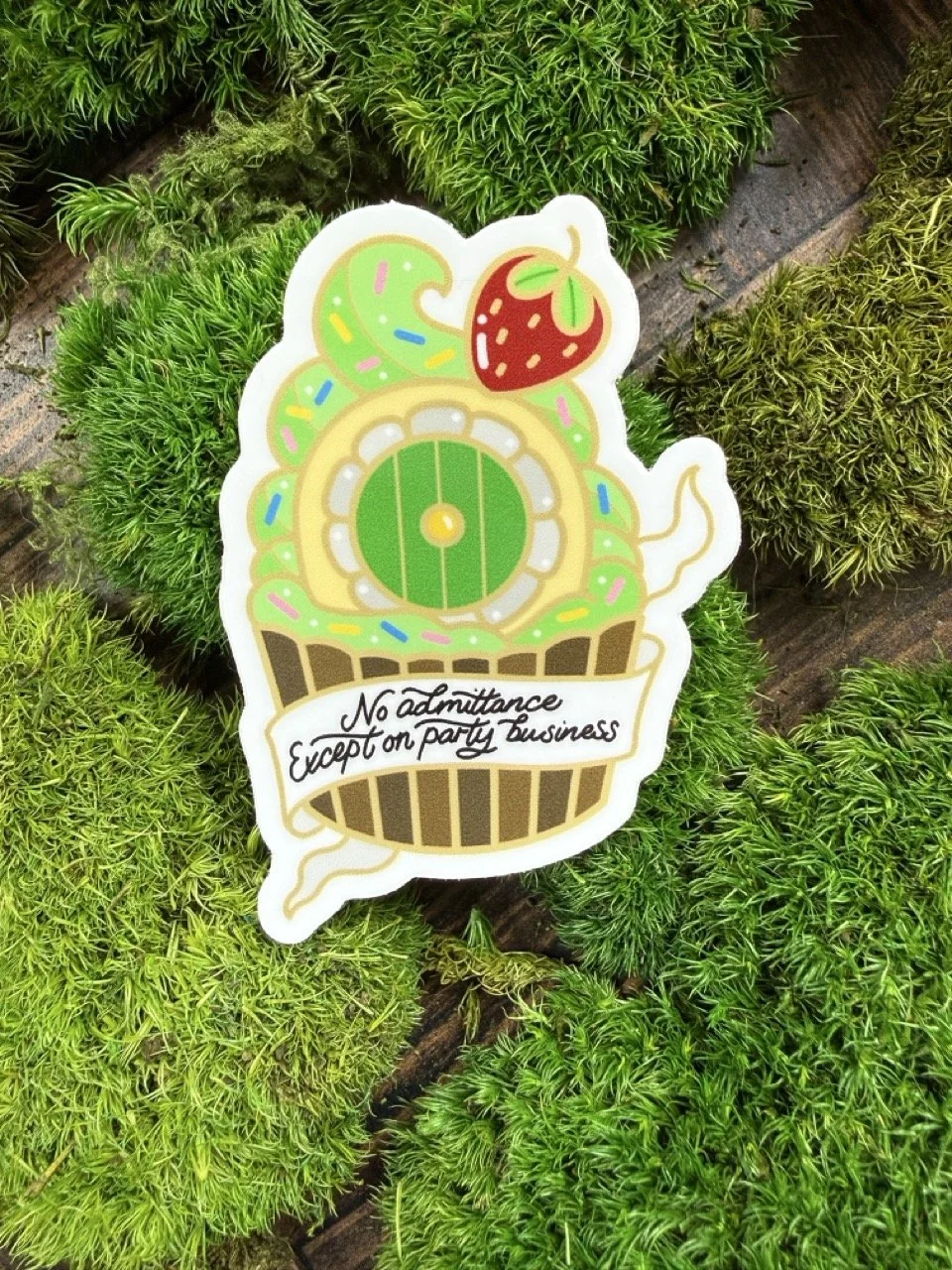 LOTR Cupcake Sticker