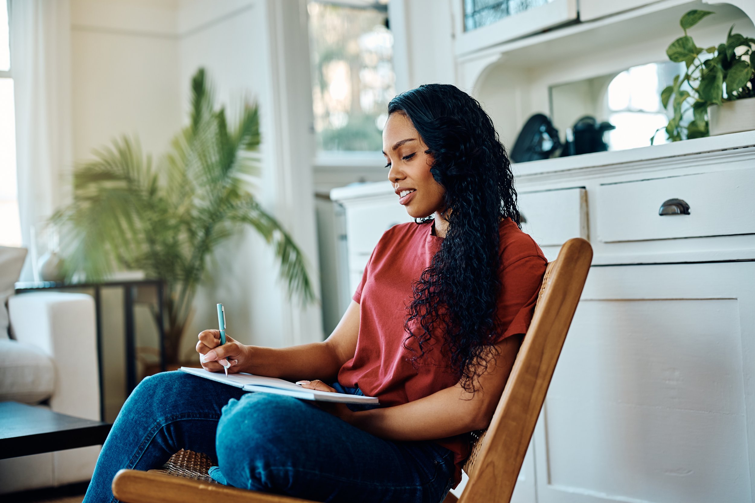 Processing the Trauma of Narcissistic Abuse Through Journal or Conversation Prompts