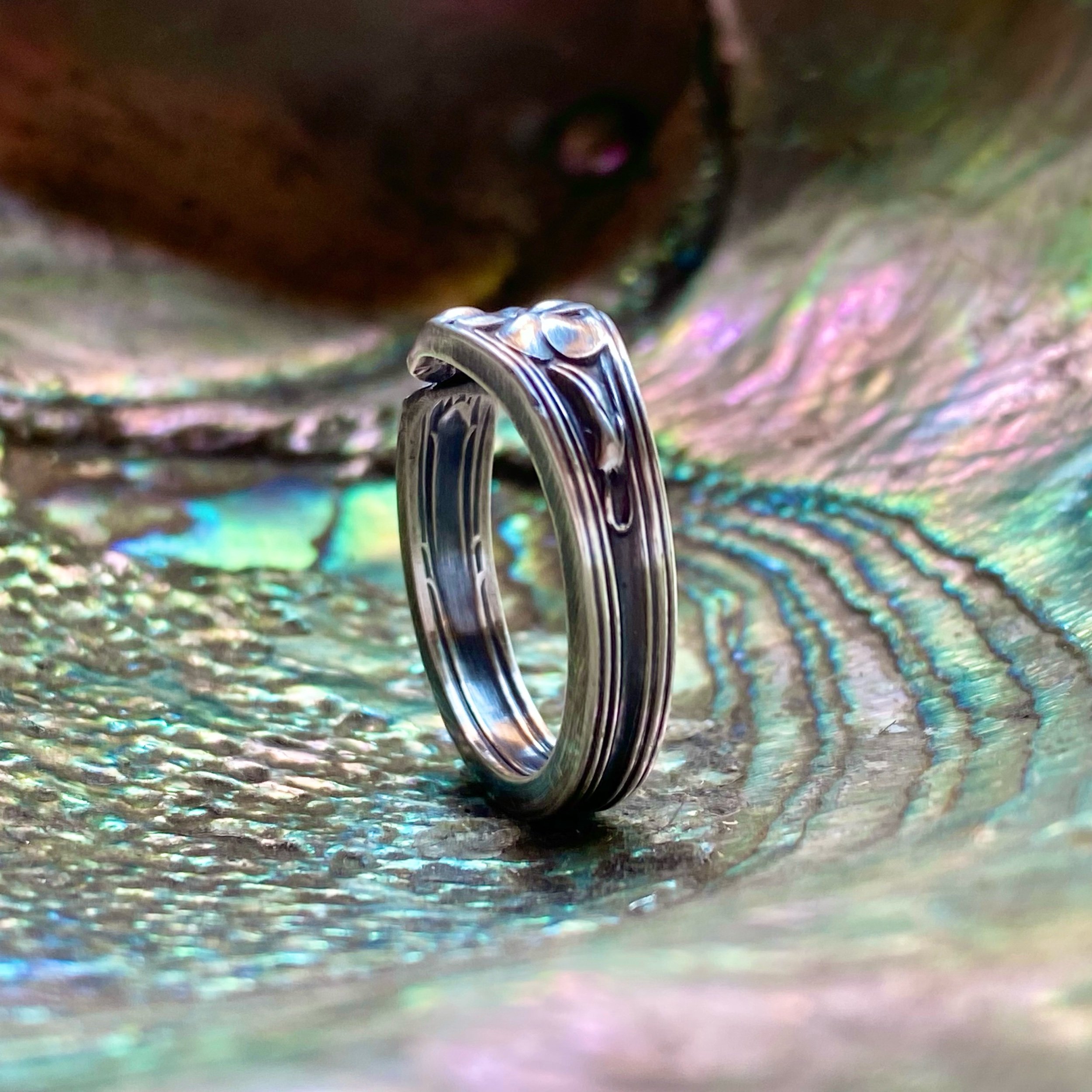 Slender 1904 Violet Spoon Ring - LadyForge Jewelry