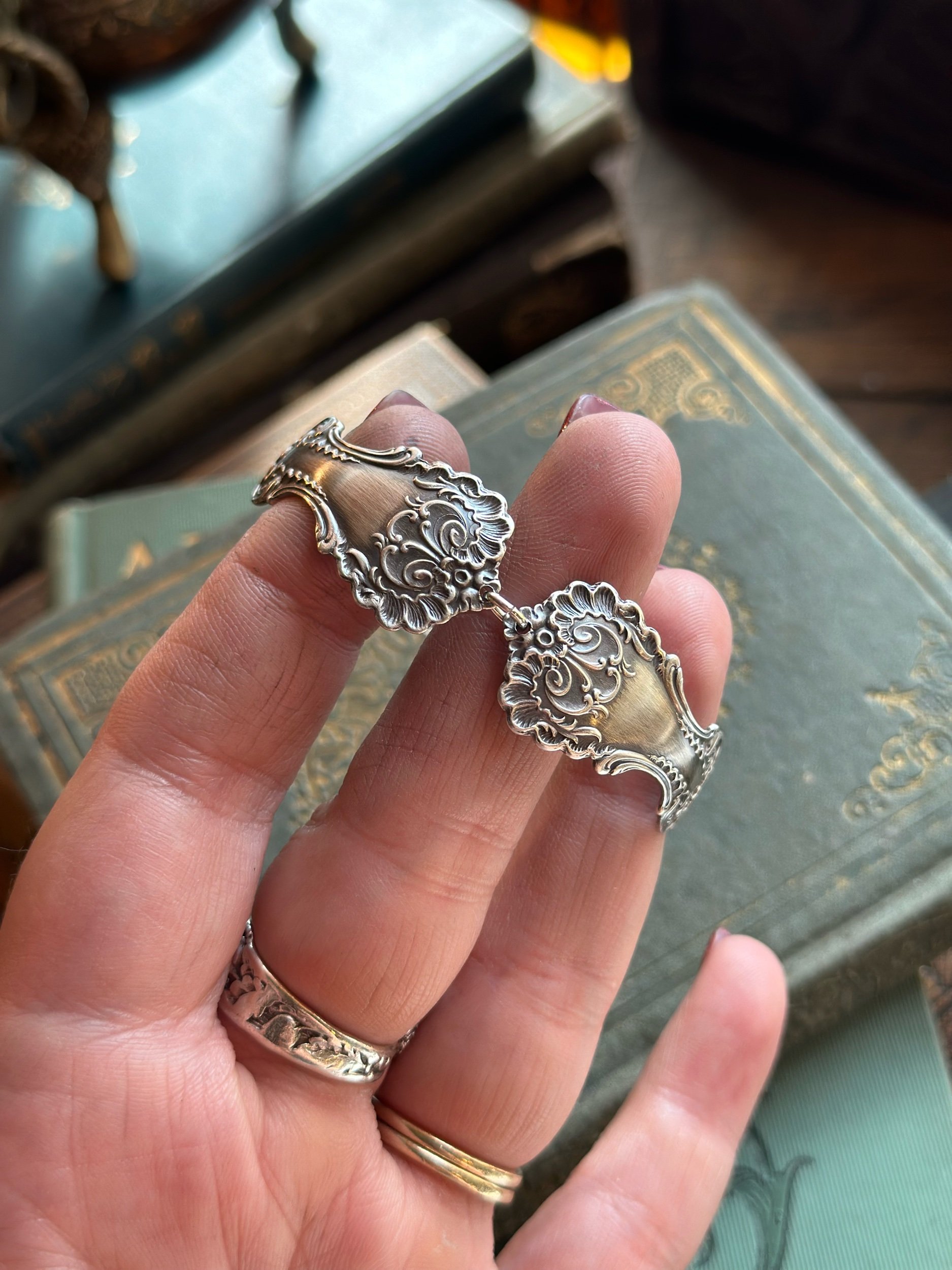 1895 Pompadour Sterling Double Spoon Bracelet - LadyForge Jewelry