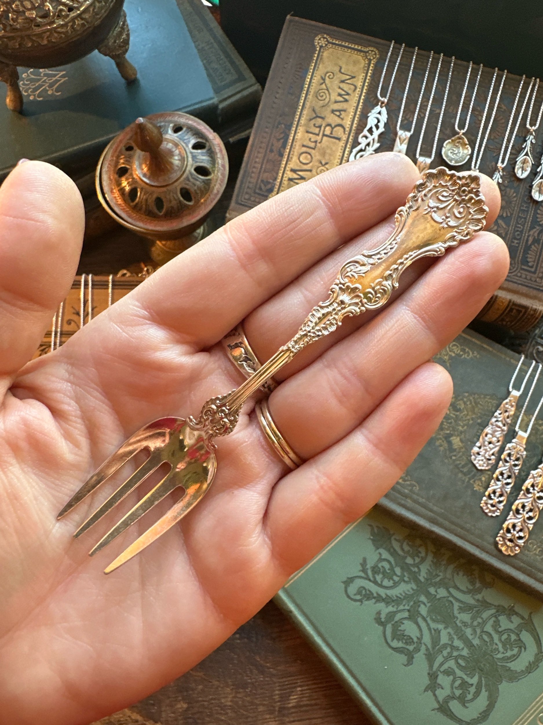 1895 Pompadour Sterling Double Spoon Bracelet - LadyForge Jewelry