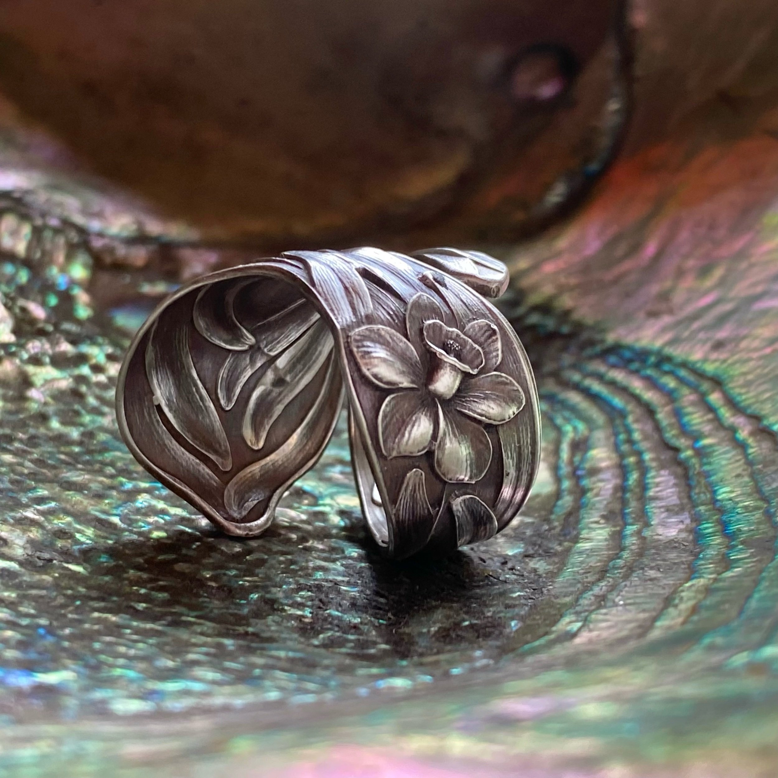 1900 Daffodil Sterling Spoon Ring - LadyForge Jewelry
