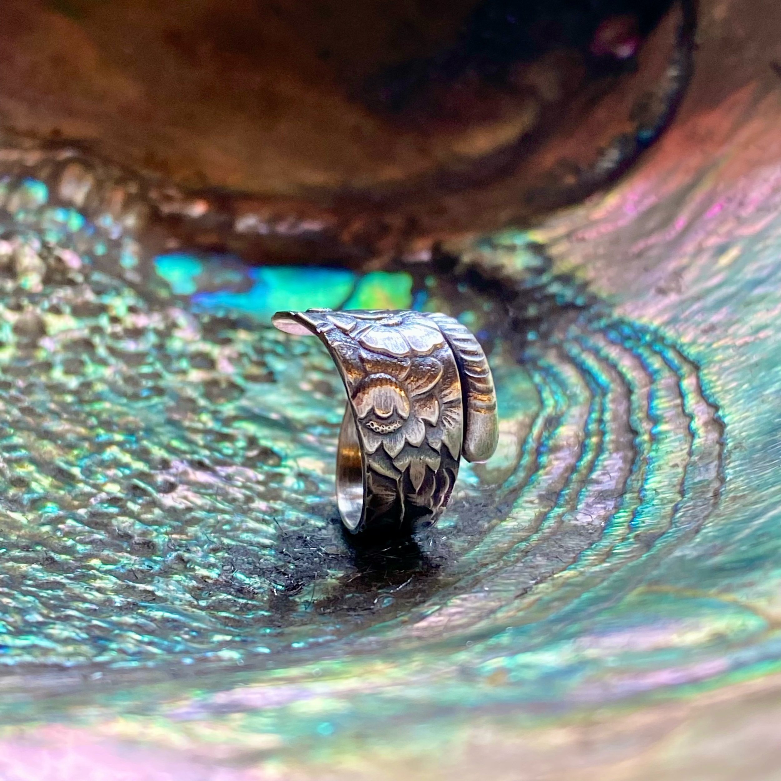 1880 Dainty Delhi Sterling Spoon Ring - LadyForge Jewelry