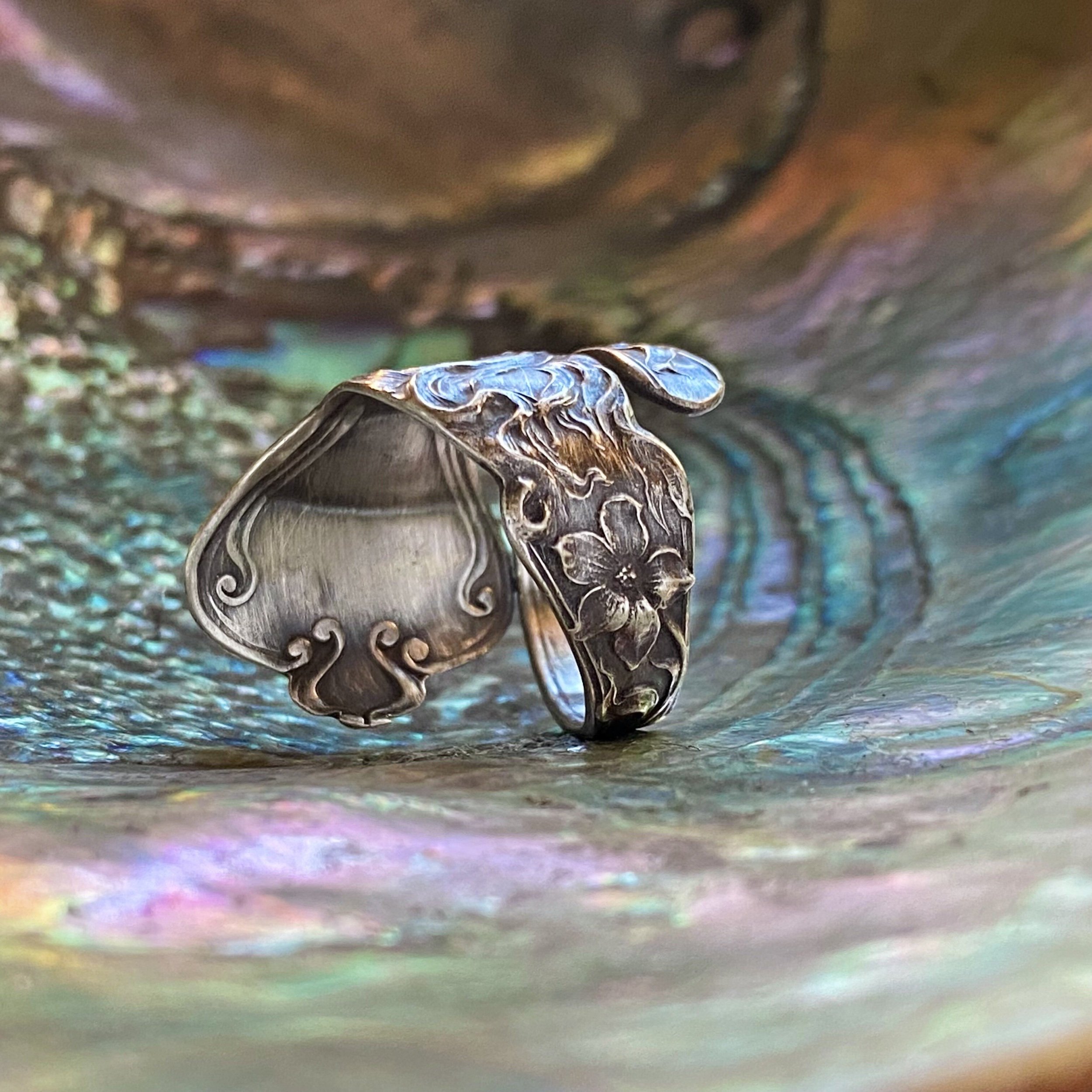 1900 Dainty Nouveau Maiden Sterling Spoon Ring - LadyForge Jewelry