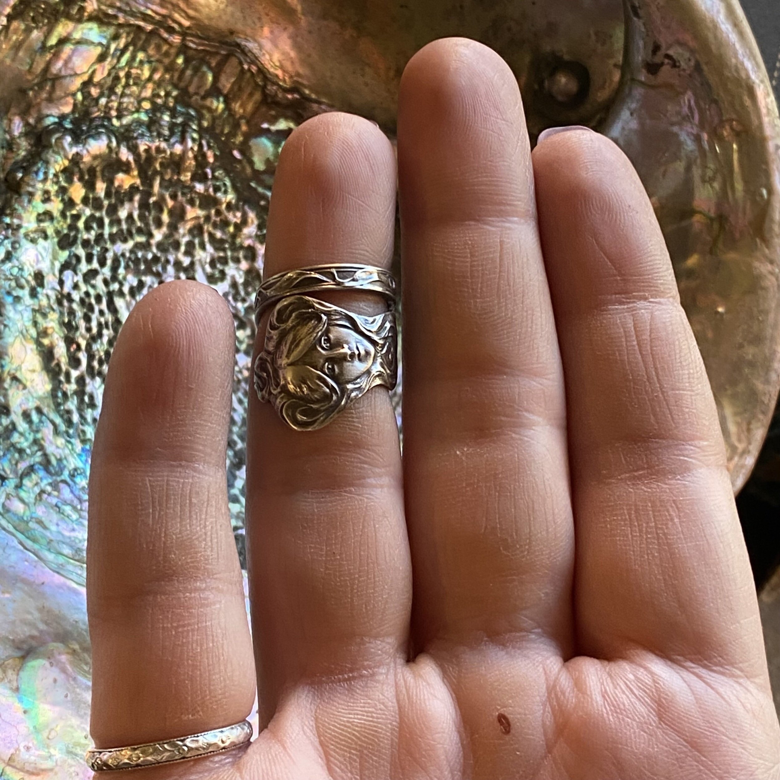 1900 Dainty Nouveau Maiden Sterling Spoon Ring - LadyForge Jewelry