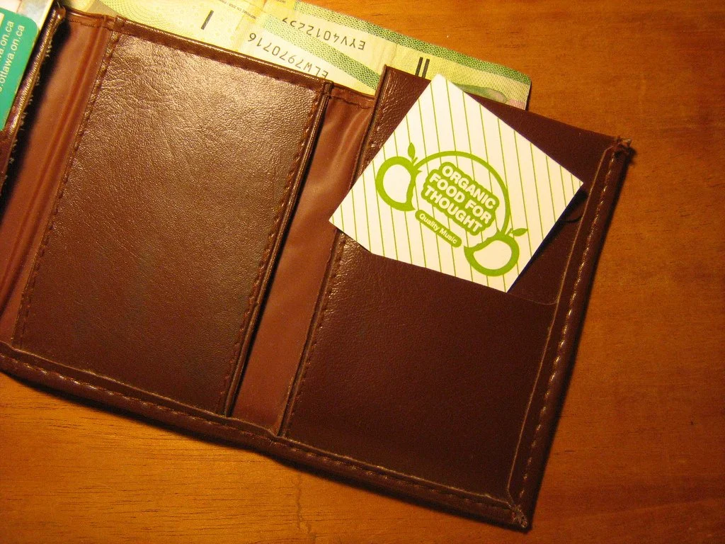 Carte d’affaires  nourriture biologique pour la pensée.