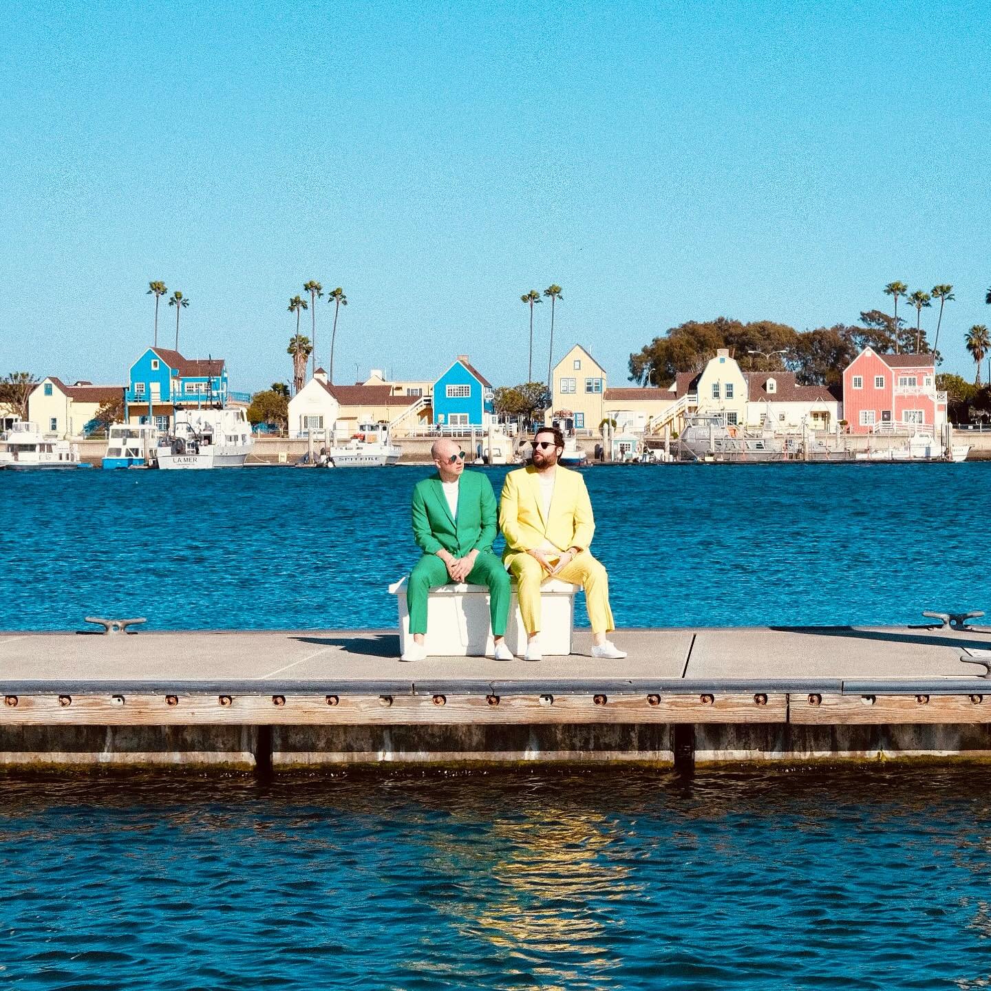 Pastel palm trees floating in the sky
Springtime sunshine dancing in your eyes