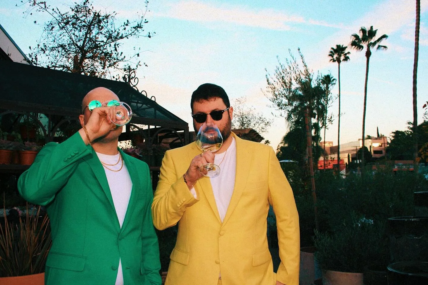 New show dates pair nicely with white burgundy.. 🍷