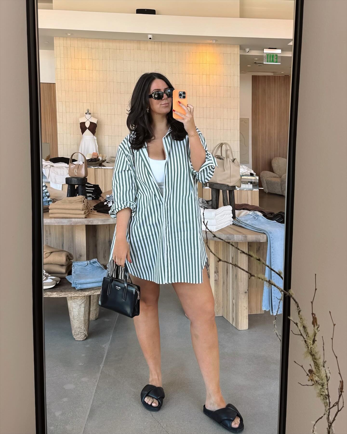 not exaggerating when I say that making the switch to renting my wardrobe instead of buying new clothes has literally changed my LIFE!!! swipe ➡️ for some of my fave palm springs looks, all RENTED from @nuuly!! #nuulypartner 

renting is more fun AND