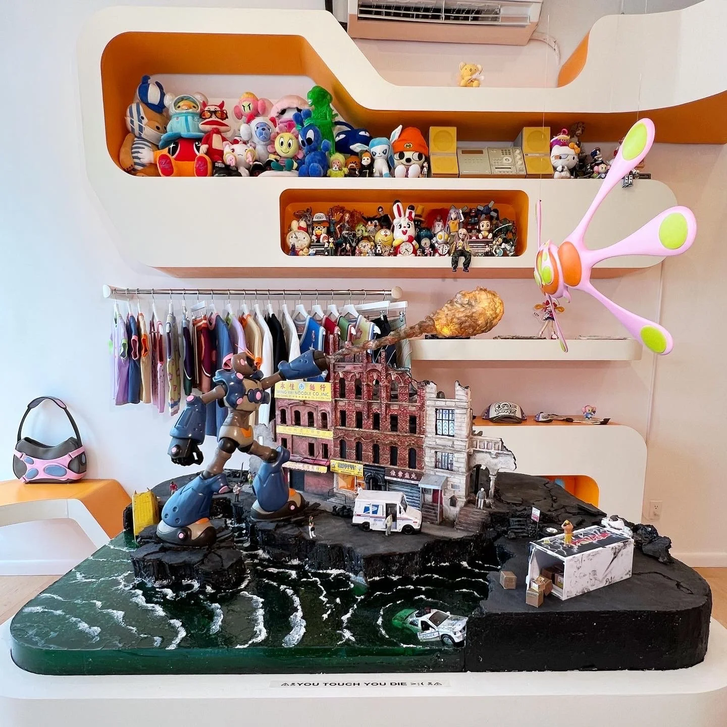 Happy99 Store Diorama