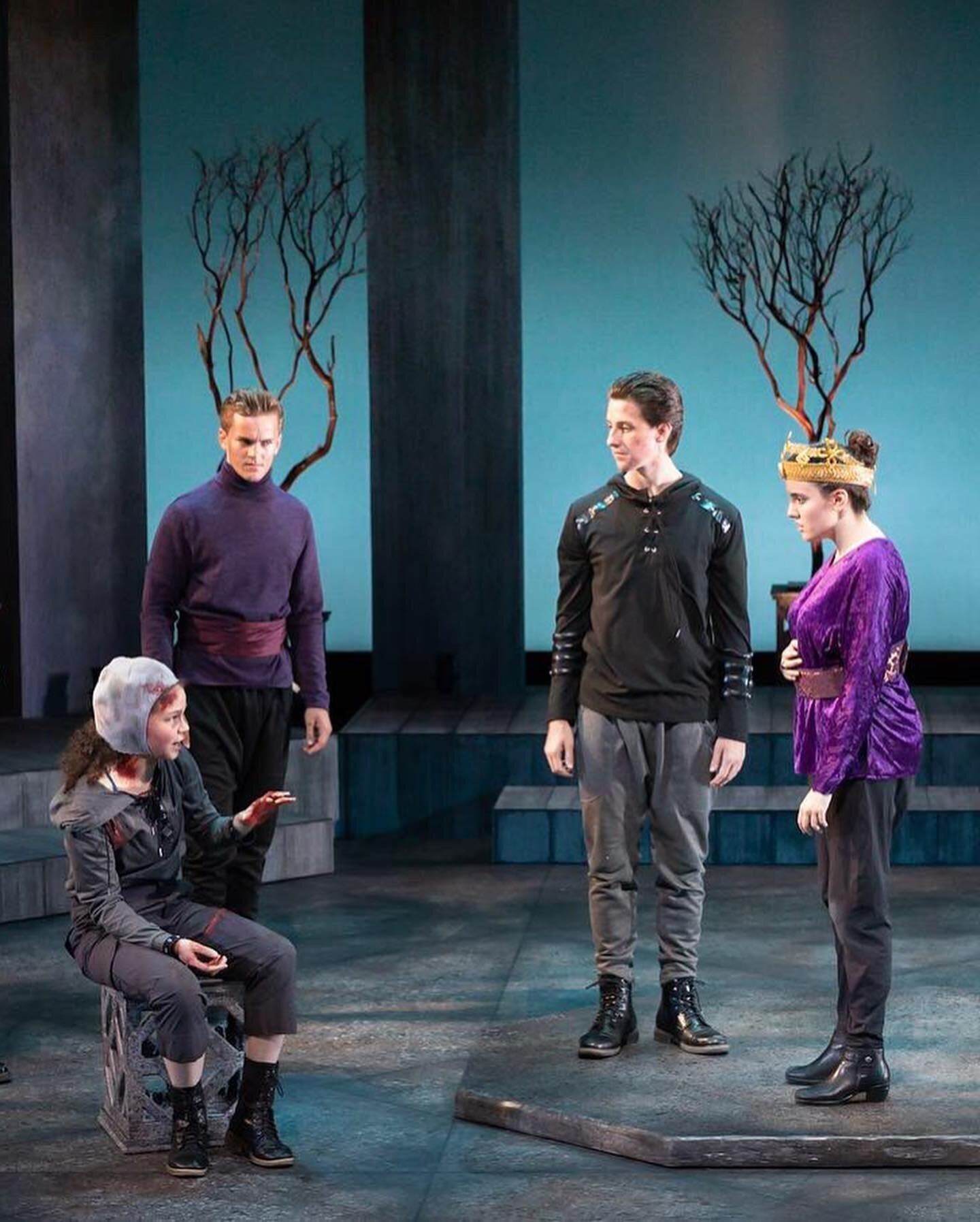 KING DUNCAN in &ldquo;Macbeth&rdquo; at Pomona College
__________
In addition to tackling this show for the second time this year, I work as a costume shop assistant for the Pomona Theatre and Dance Department. It&rsquo;s always fun working on my own