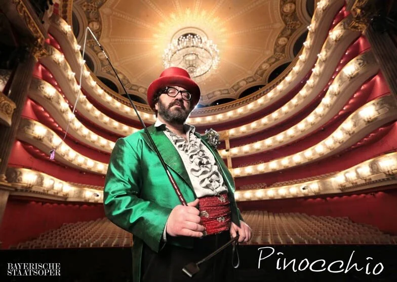 "Pinocchio" (Kinderoper mit dem Kinderchor der Bayerischen Staatsoper, Reithalle 2015)
Musik: Pierangelo Valtinoni,
Musikalische Leitung: Stellario Fagone,
Bühne & Kostüme: Saskia Wunsch