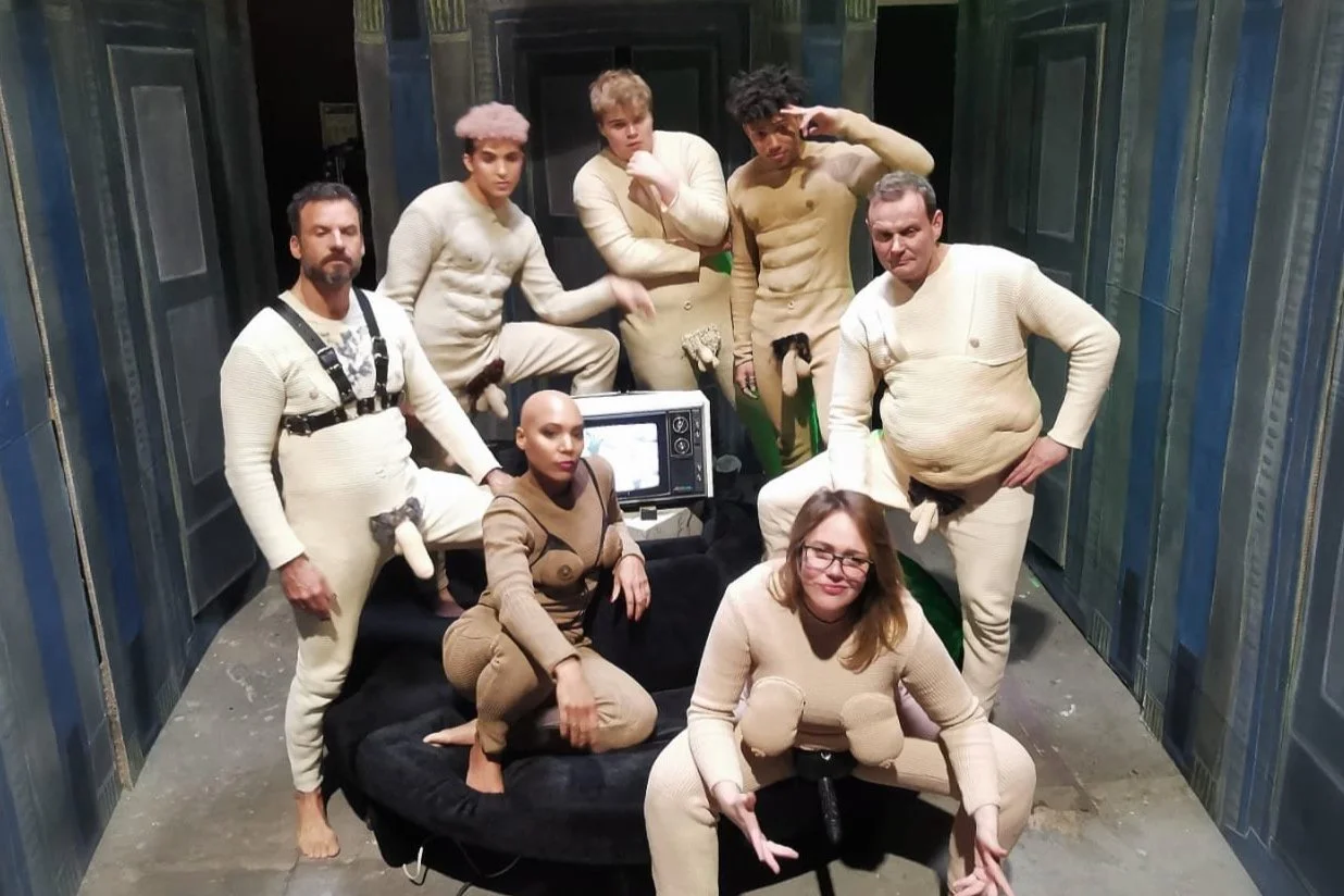 Nackt über Berlin (6*45 min, Miniserie, arte, SWR 2022)