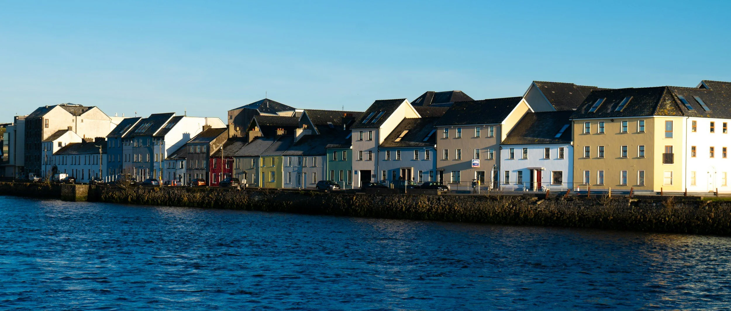 The difference between a Snag List and a Property Survey.